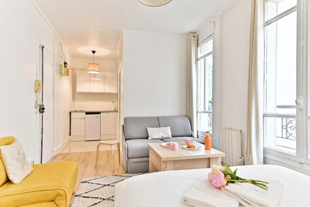 Paisible Parc Des Buttes-chaumont Apartment Paris