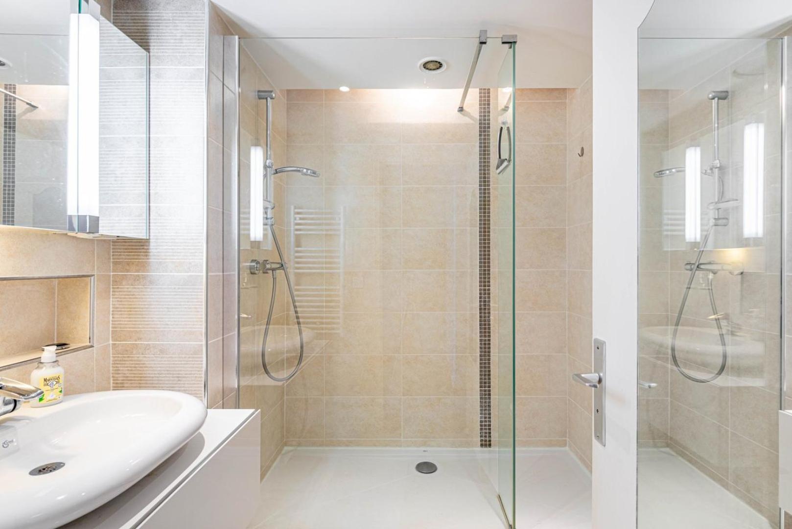 Guestready - Beau Sejour Pres De La Tour Eiffel Apartment Paris