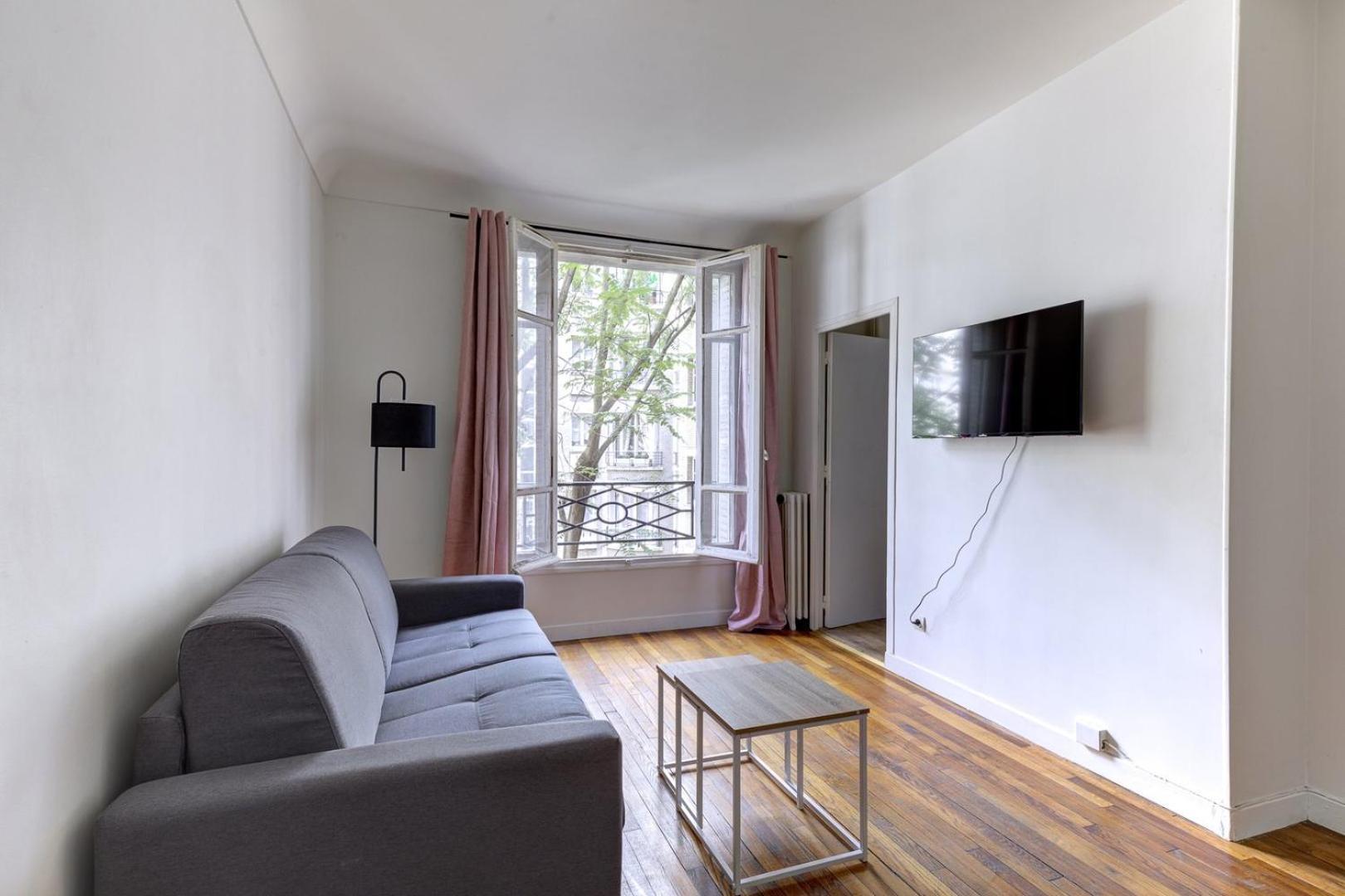 569 Monceau - Superbe A Apartment *