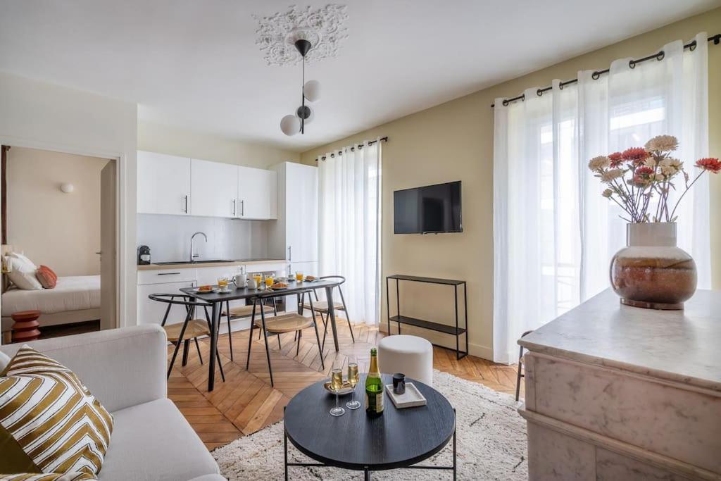 1#two Bedrooms#champs Elysees#arc De Triomphe#ac Apartamento