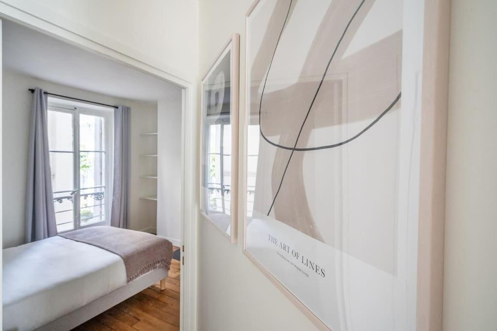 1#two Bedrooms#champs Elysees#arc De Triomphe#ac Paris