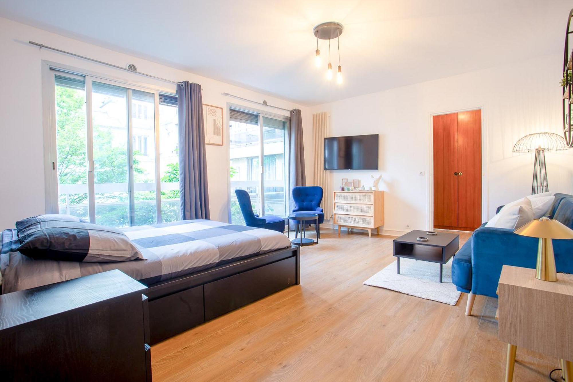 Apartment Moderne Champs-elysees