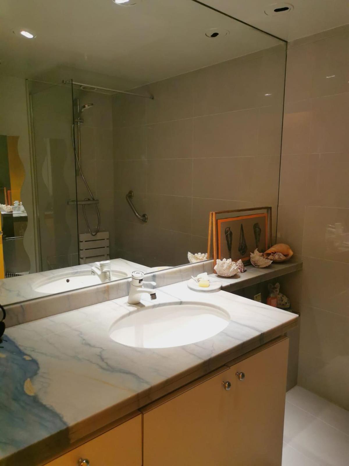 Séjour chez l'habitant Tete Dans Les Etoiles Paris