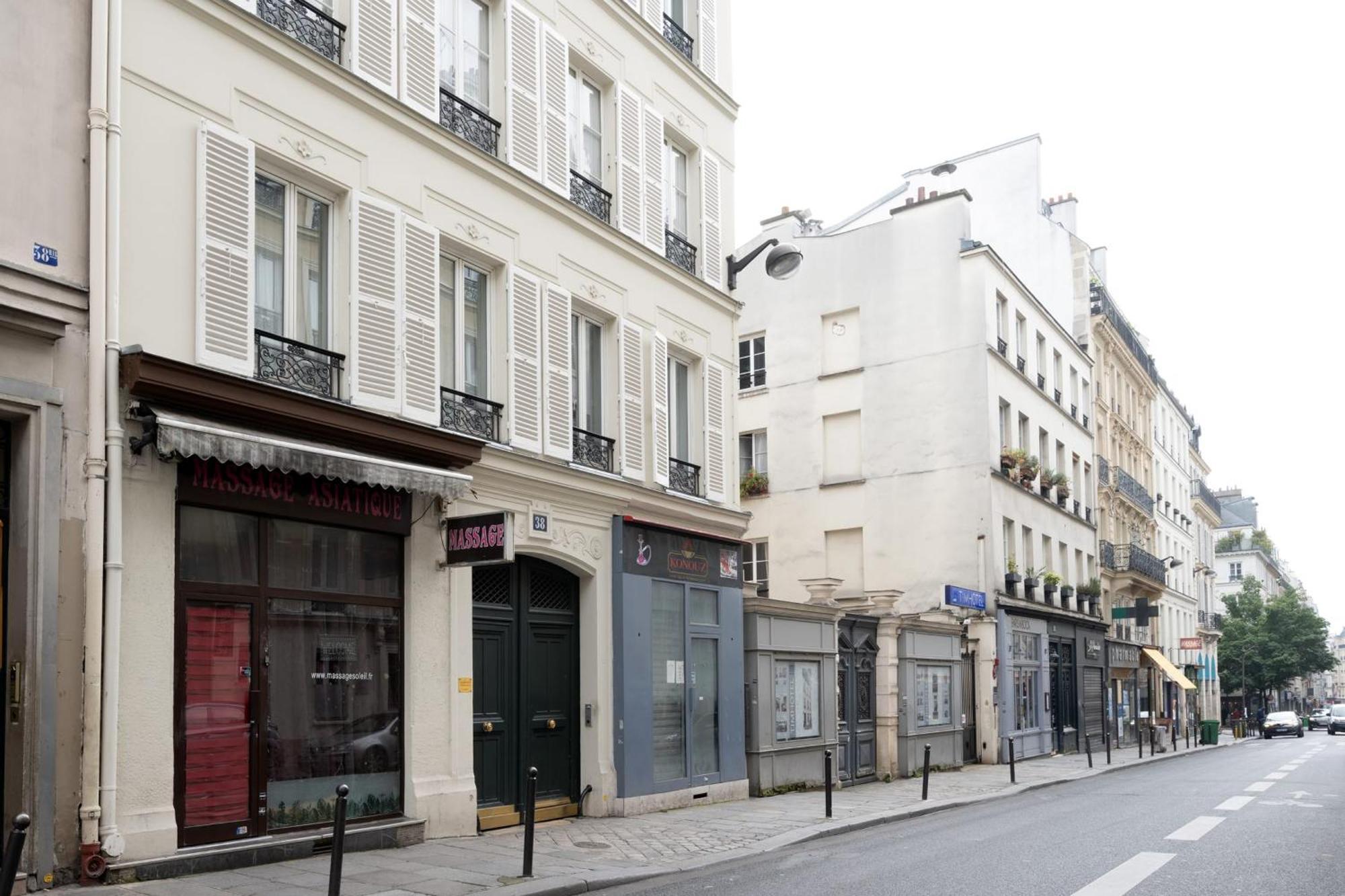 Blanche - Welkeys * Paris