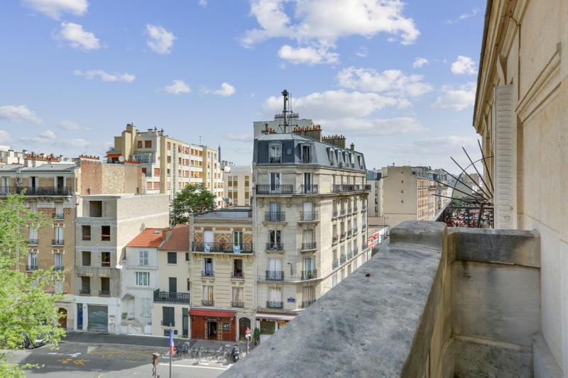 Apartment 502 Lecourbe - Superb In Paris