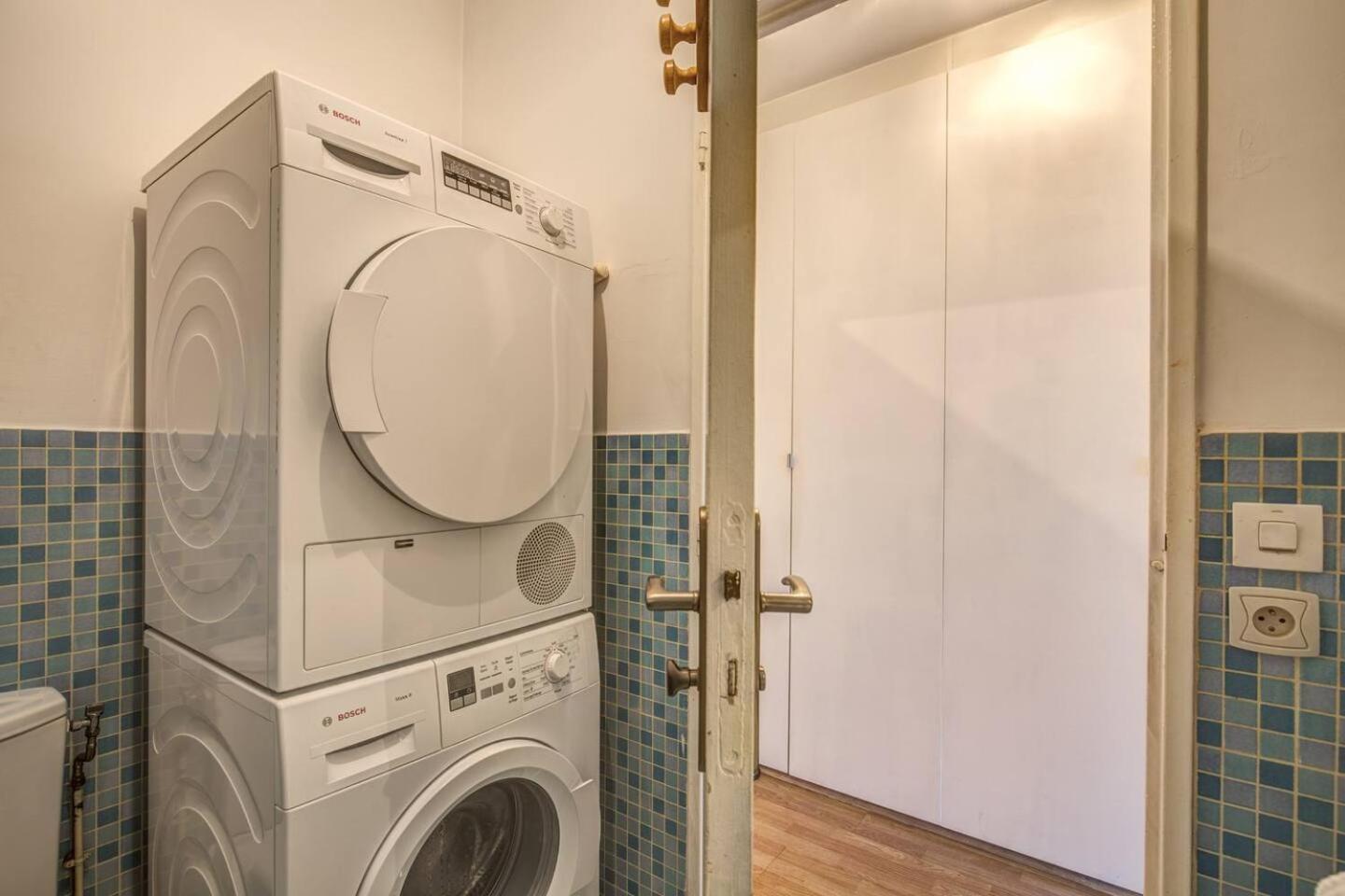 Beautiful Big In Rue Saint Apartamento *