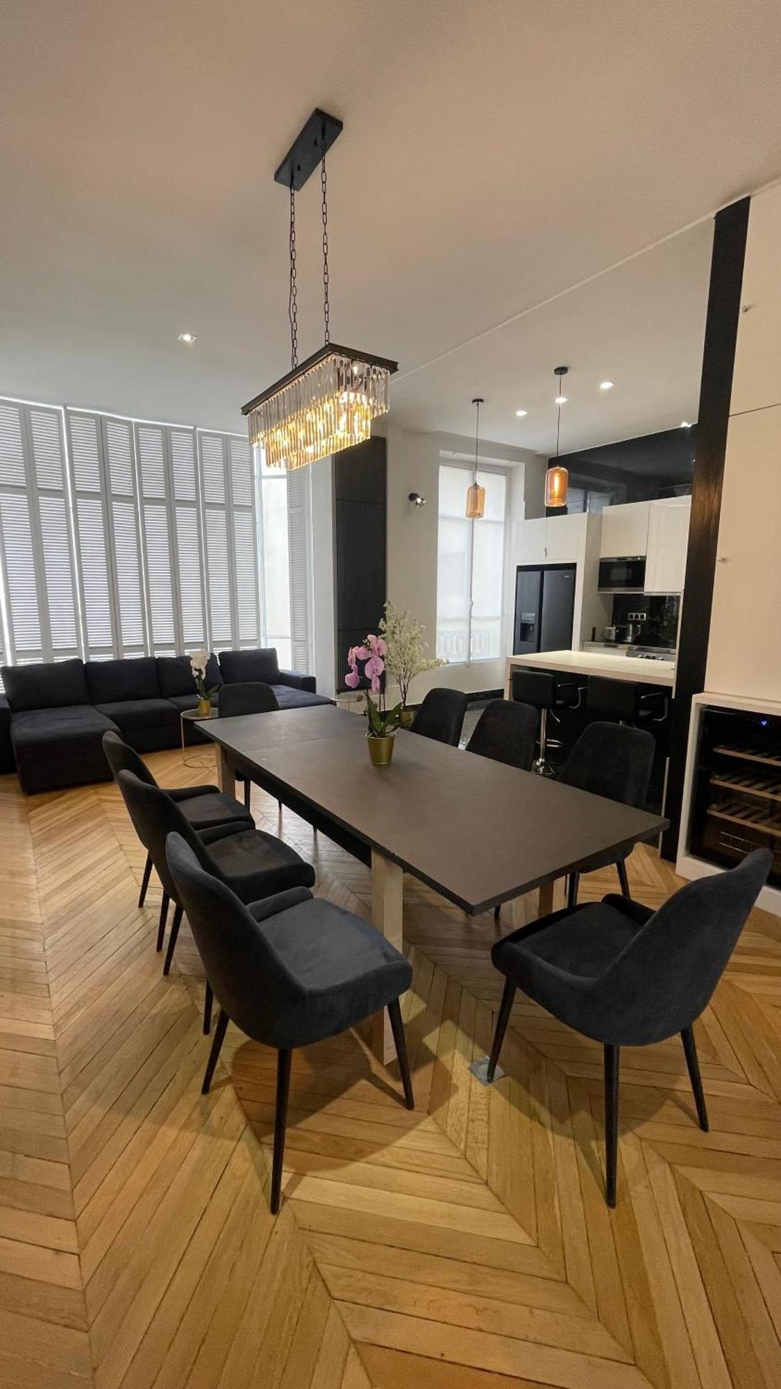 Avenue Foch Luxury 280m2 - 4br - 8 Guests Apartment Paris