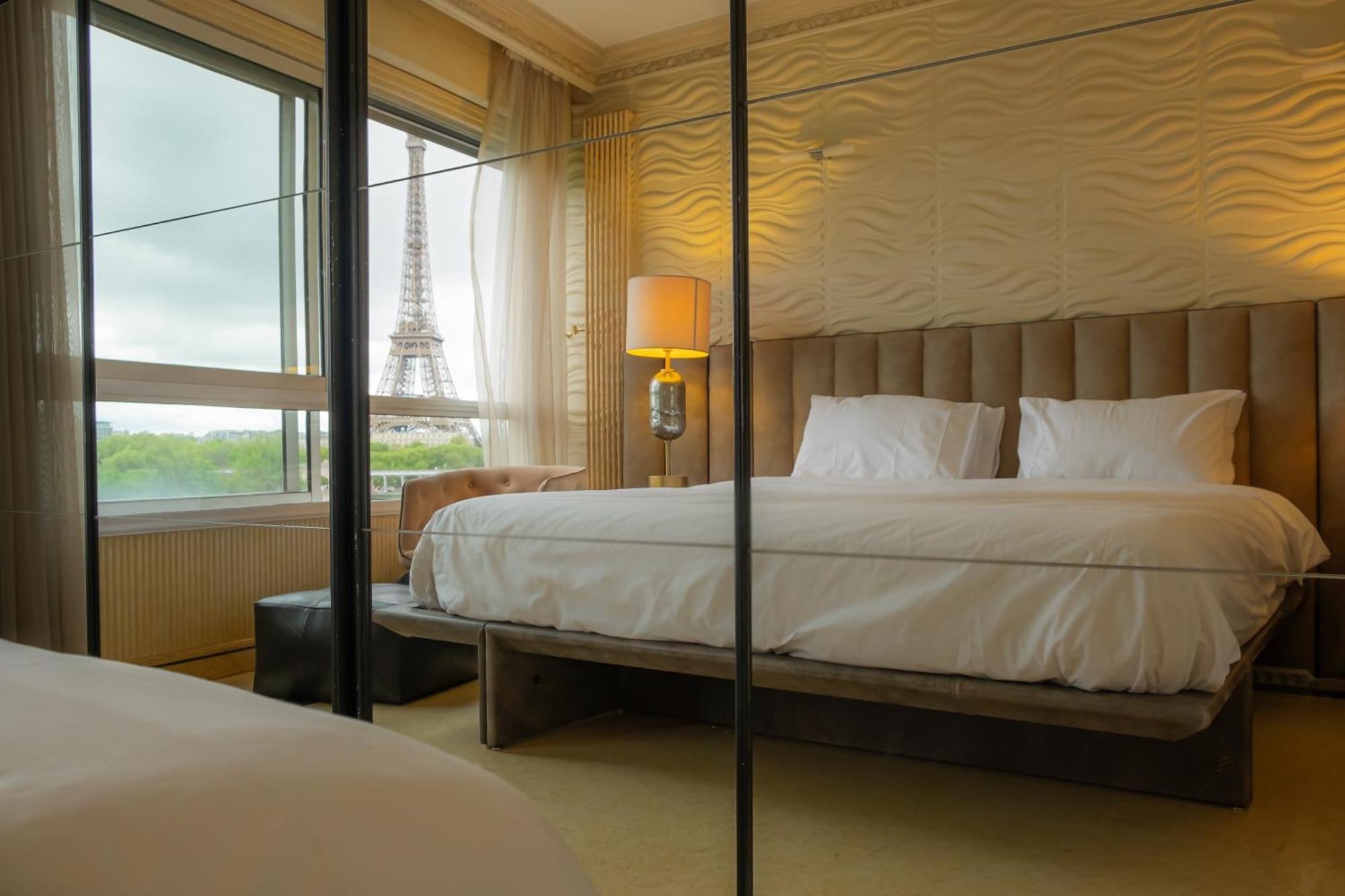 Guest house Les Amoureux De La Tour Eiffel Paris