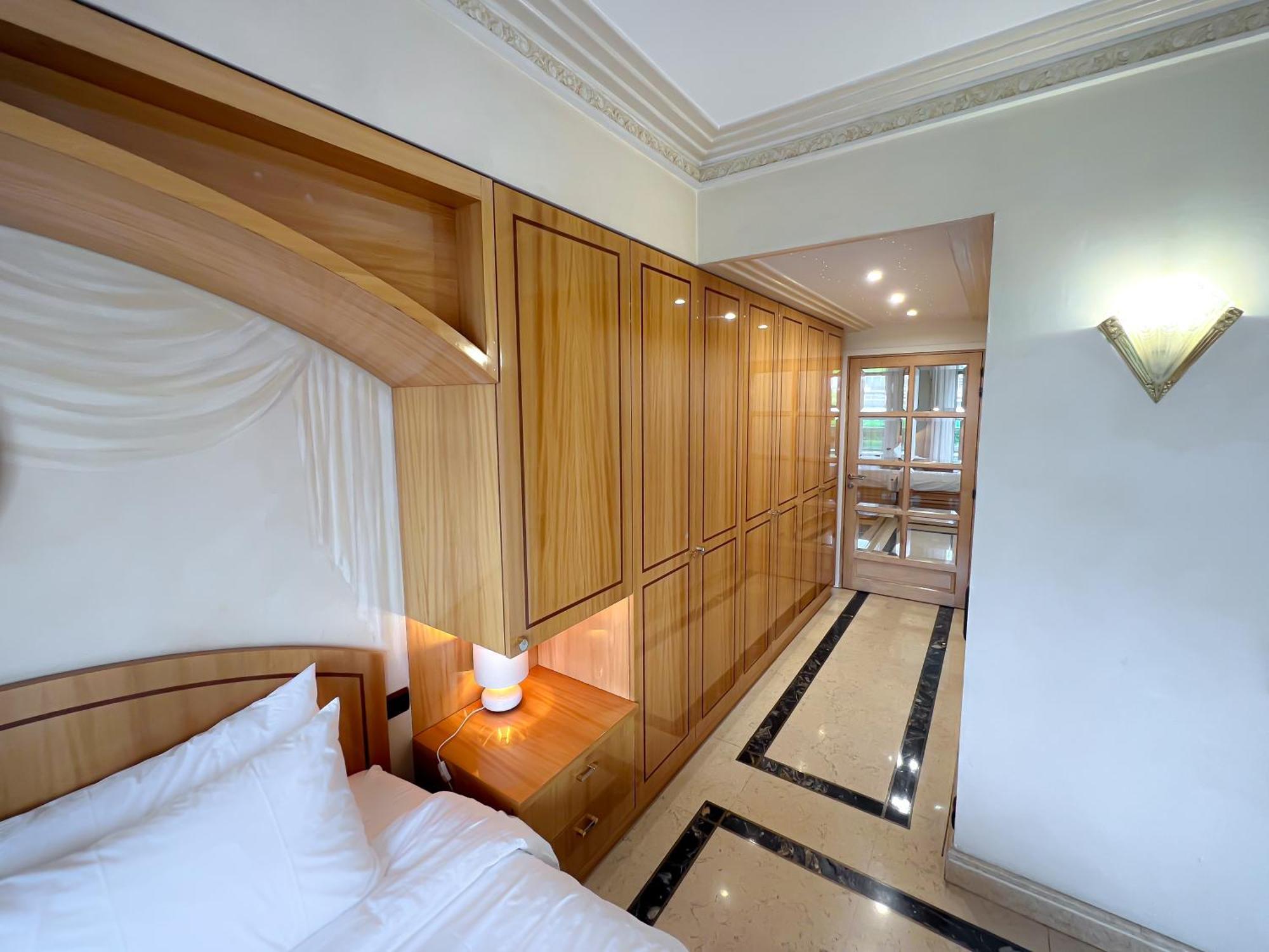Les Amoureux De La Tour Eiffel Guest house *