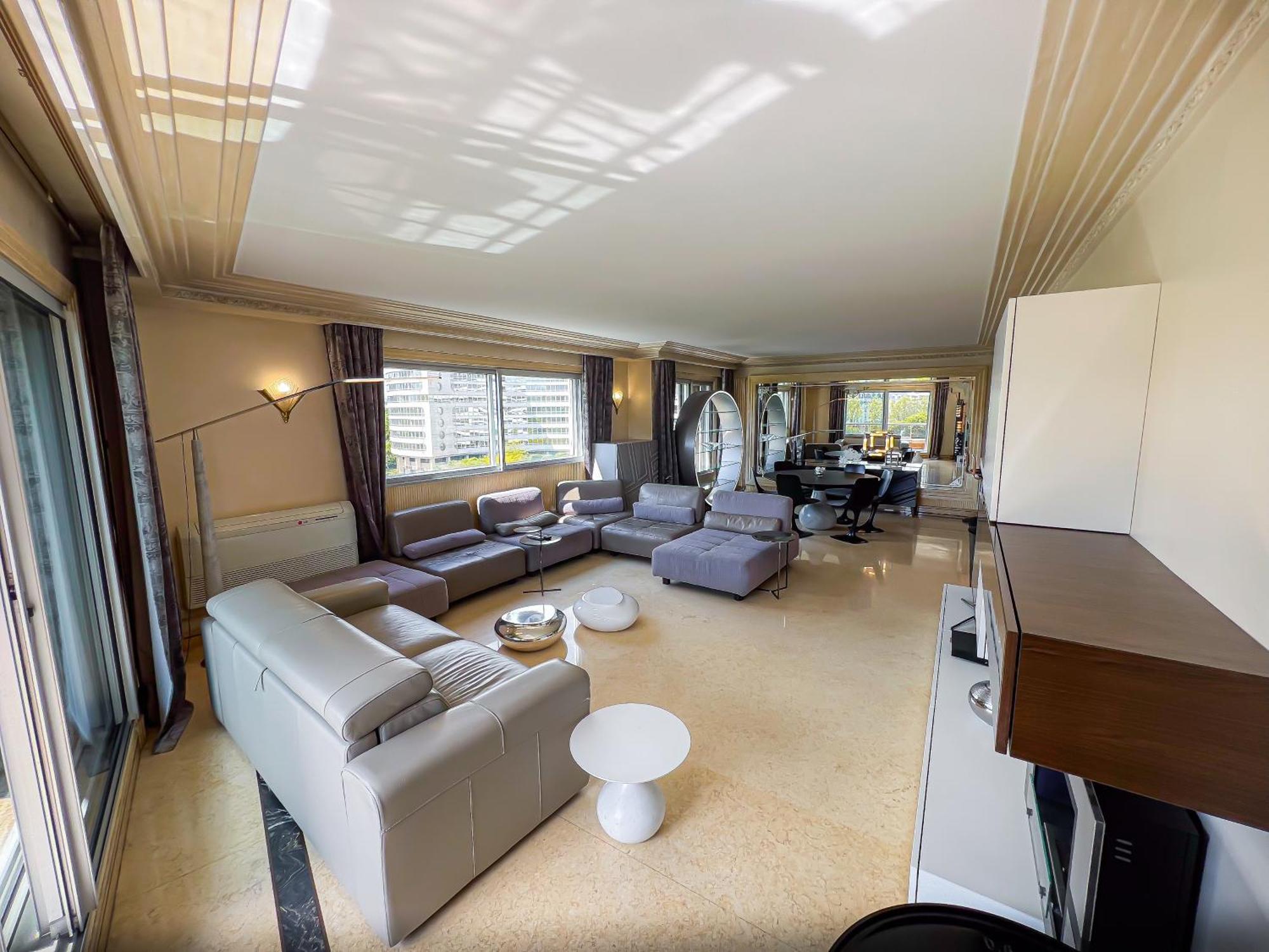 Guest house Les Amoureux De La Tour Eiffel *