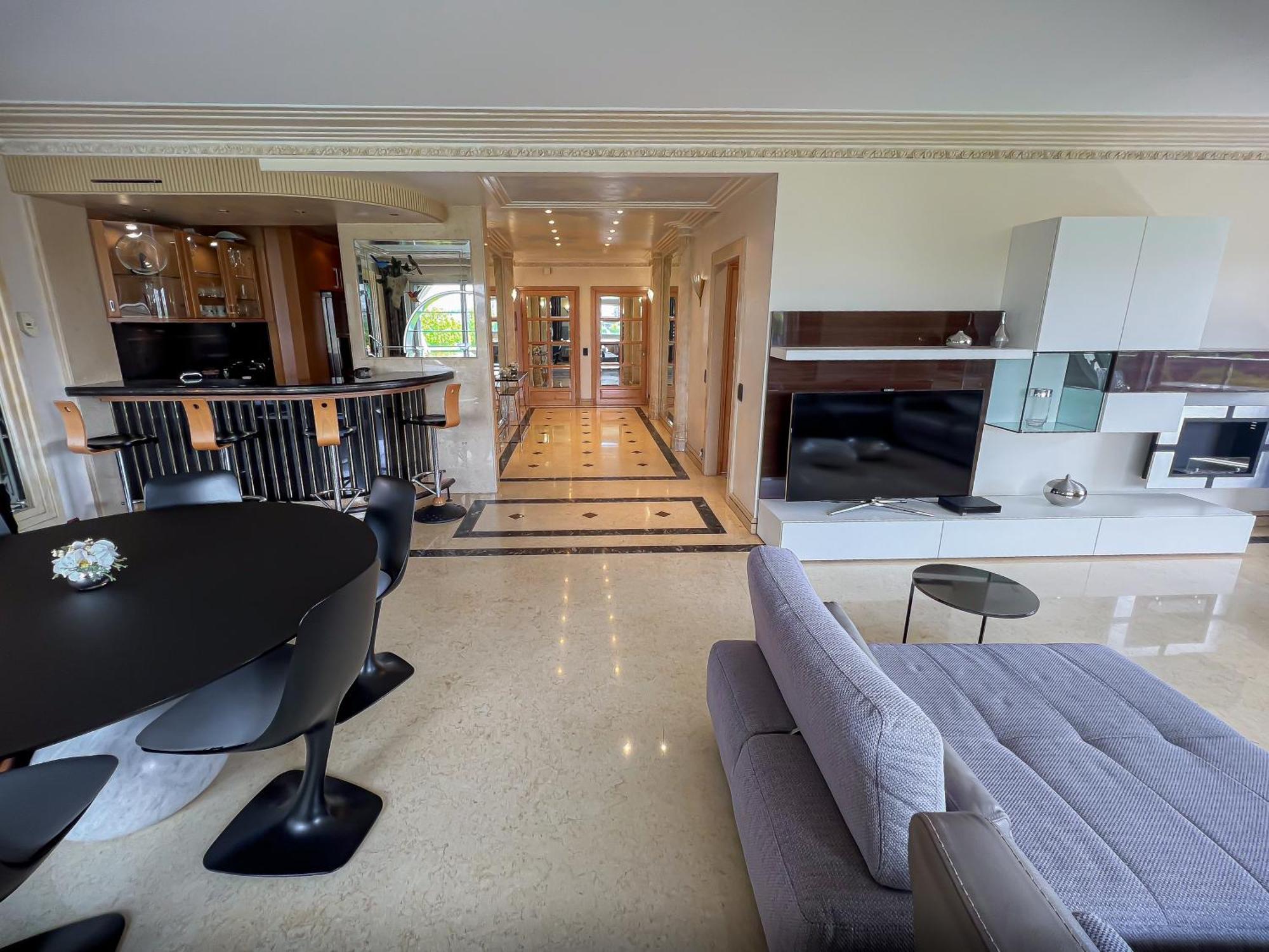 Guest house Les Amoureux De La Tour Eiffel