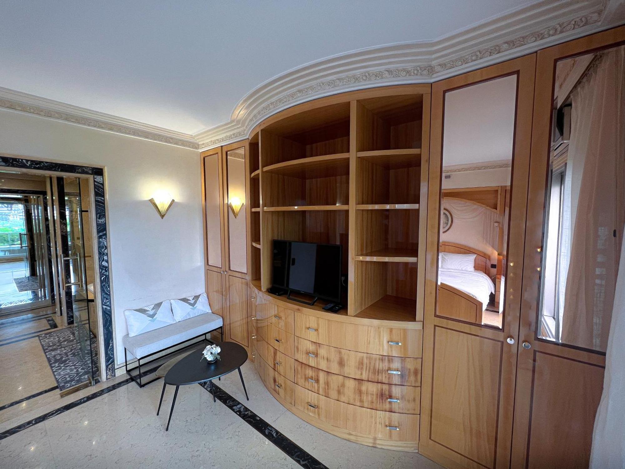 Les Amoureux De La Tour Eiffel Guest house
