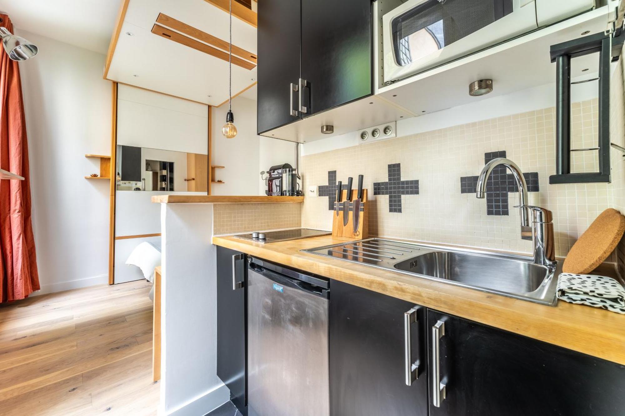 Matignon Cozy Flat Apartment Paris