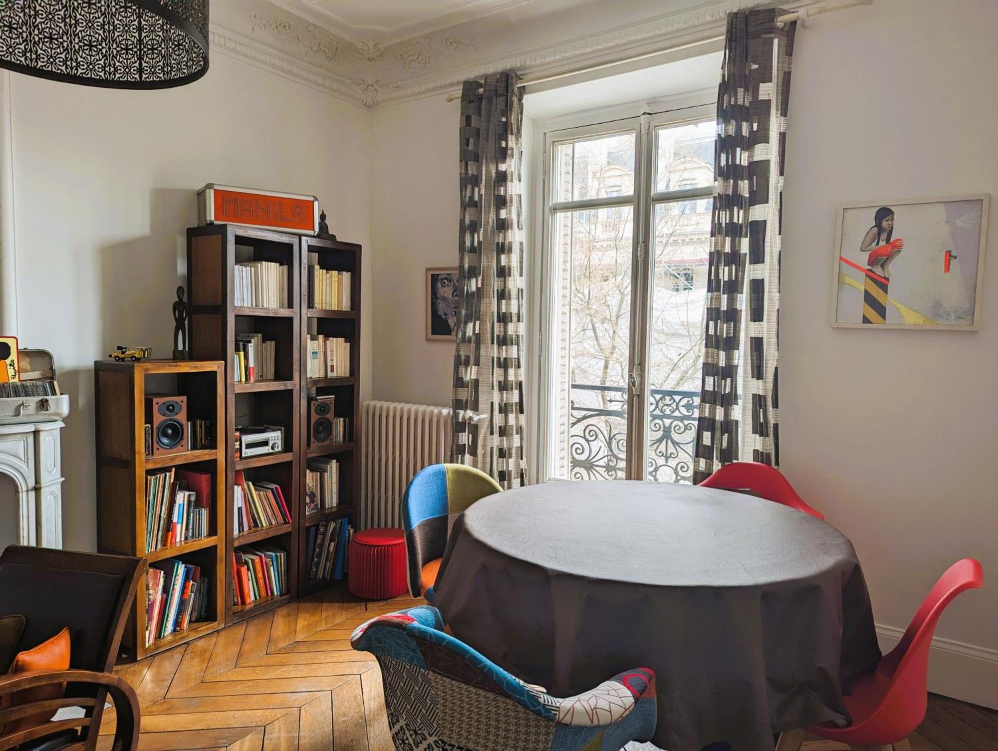 Typique Et Confortable - Voltaire Apartment