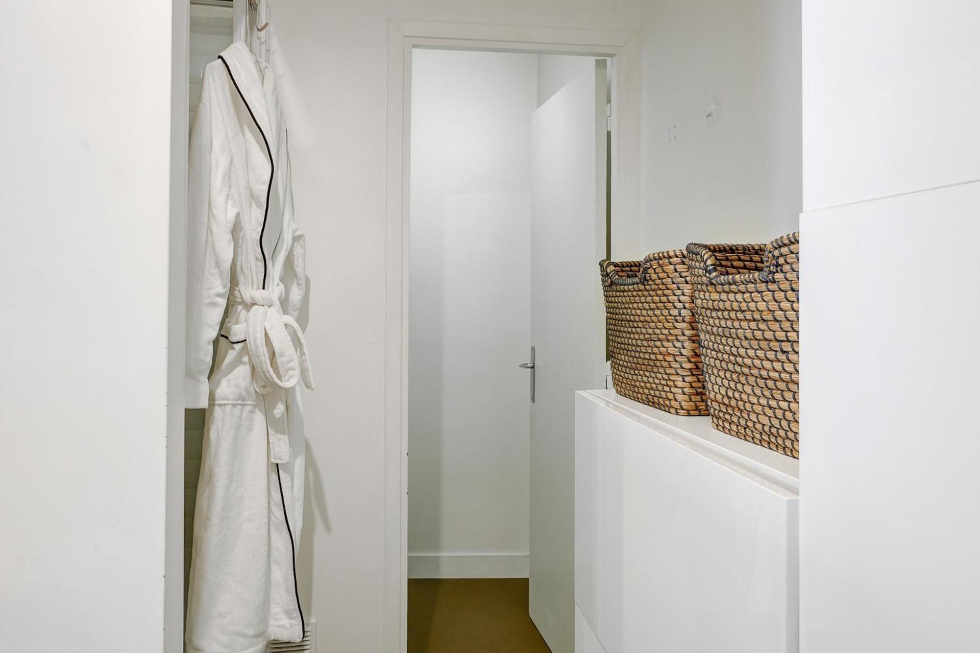 Apartamento Notre Dame & La Seine With Balcony - Cityapartmentstay