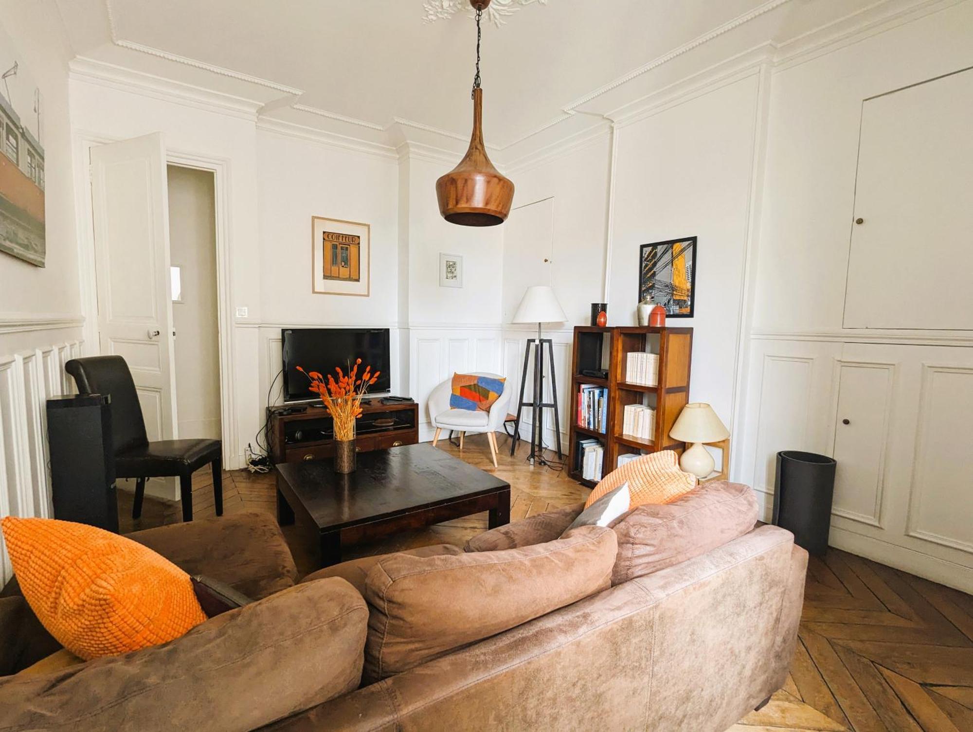 Typique Et Confortable - Voltaire Apartment