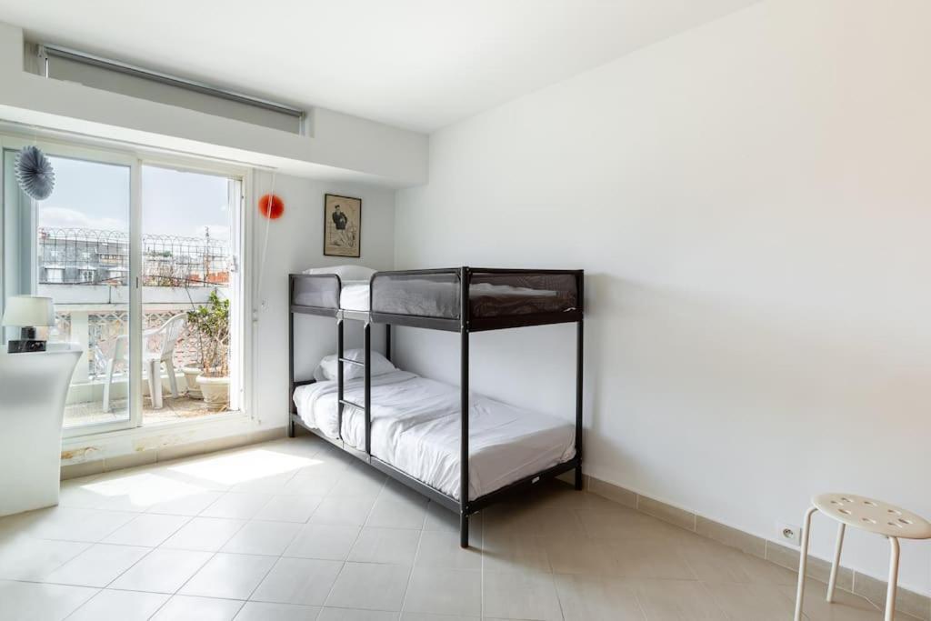 Vaugirard Lecourbe 2br Avec Balcon