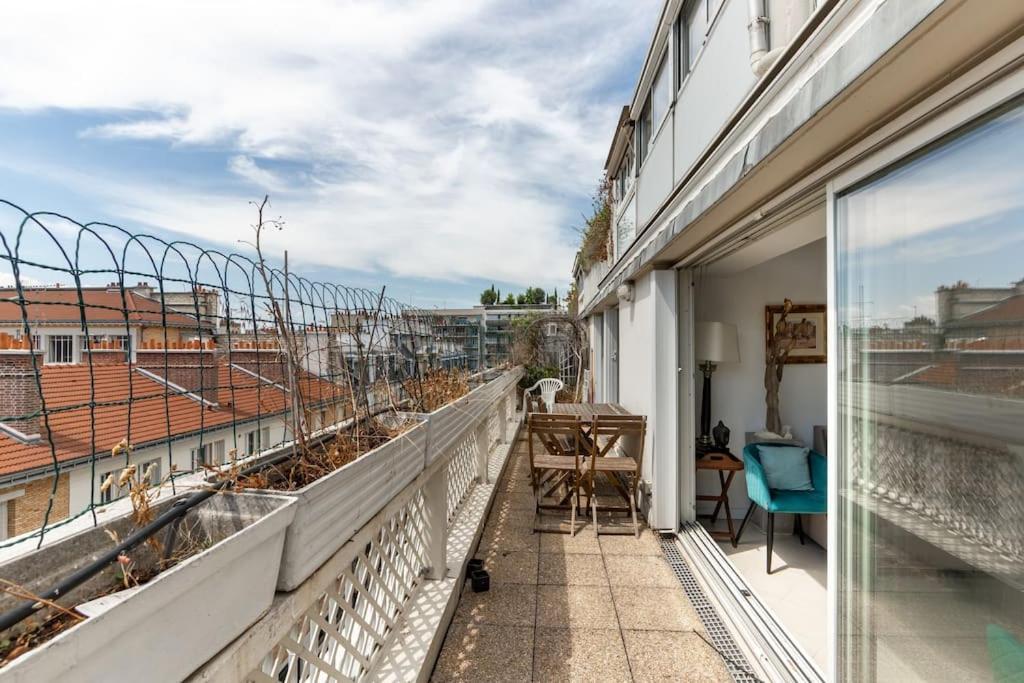 Apartment Vaugirard Lecourbe 2br Avec Balcon Paris