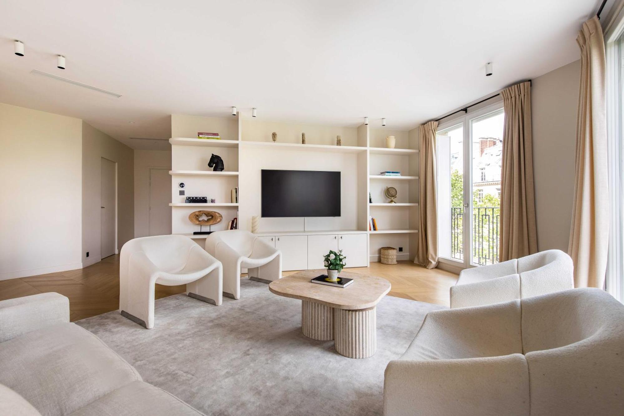 Elegant - 3b 6p - Eiffel Tower Apartment
