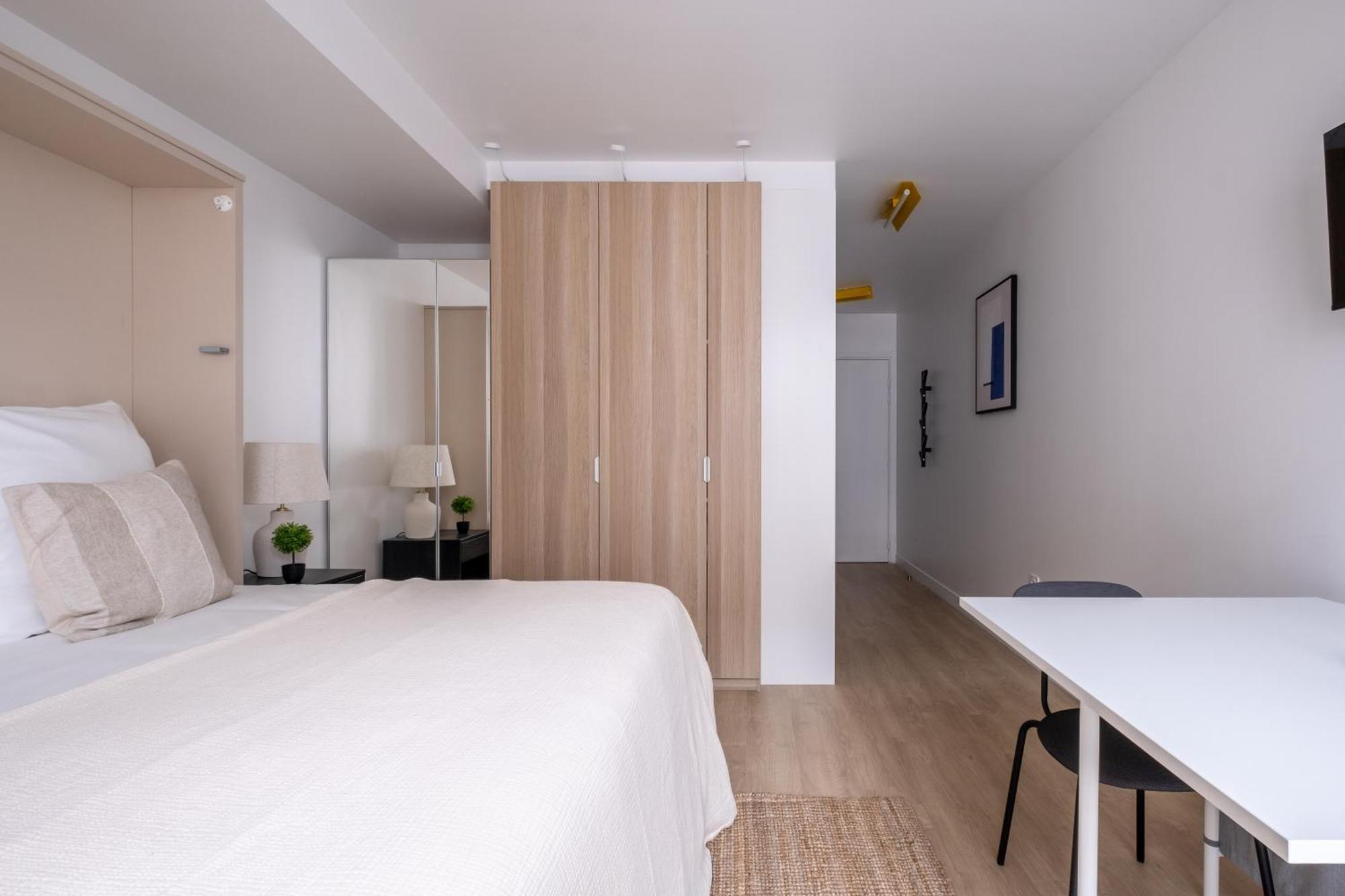 Apartment Luxueux A Batignolles Paris