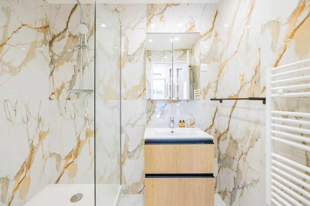 New Duplex 4pers#porte Maillot#porte Champerret Apartment Paris
