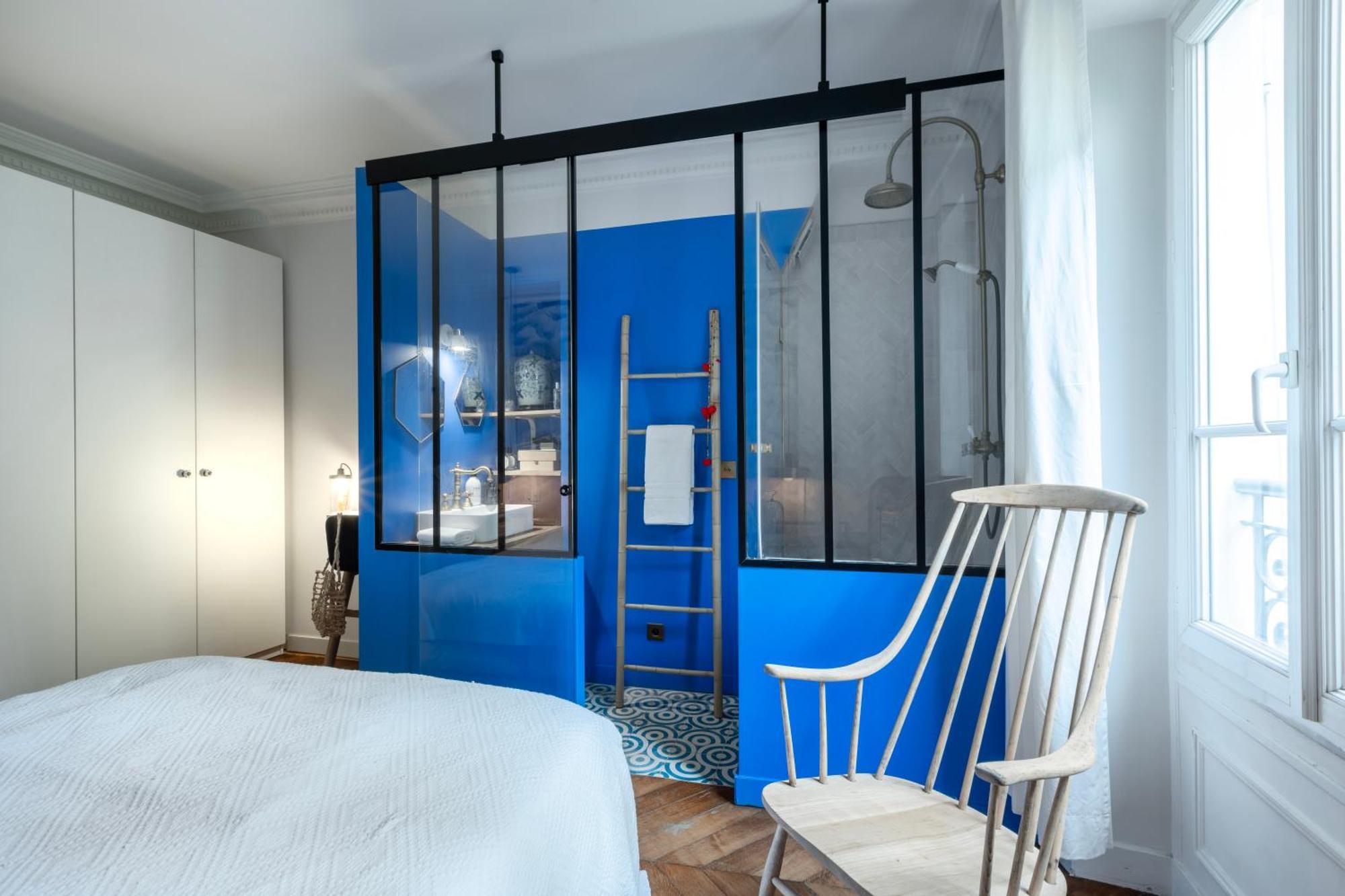 Unique - Art Et Charme 17eme * Paris