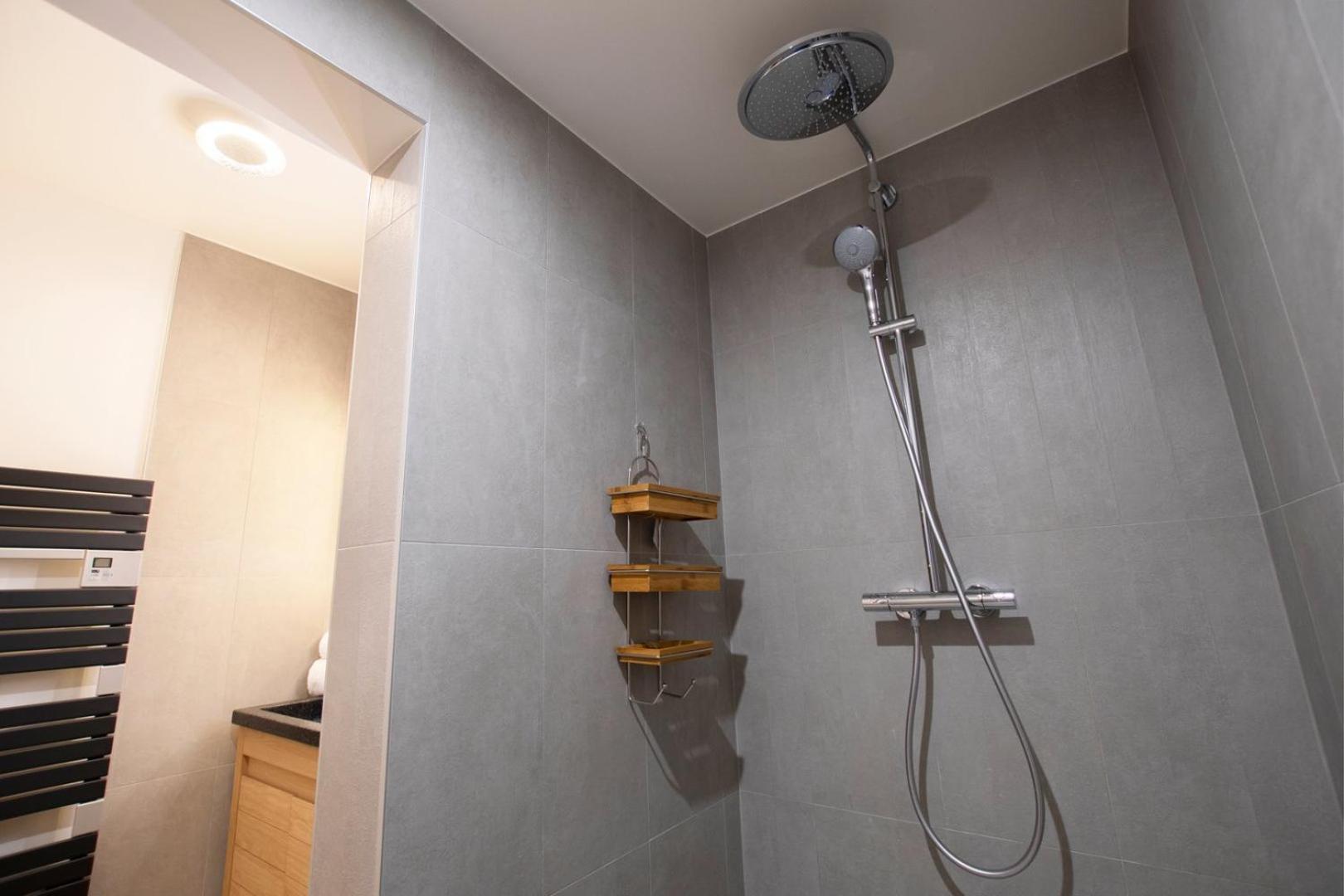 Guestready - Near Parc De La * Paris