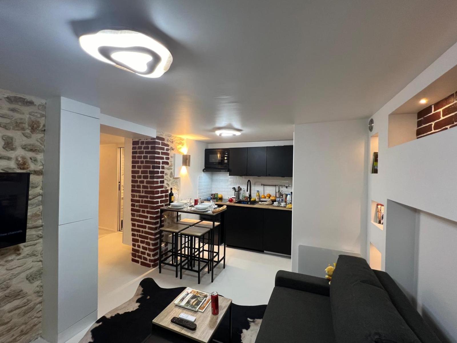 Design Quartier Montmartre-sacre-coeur! Xviiie Apartment Paris