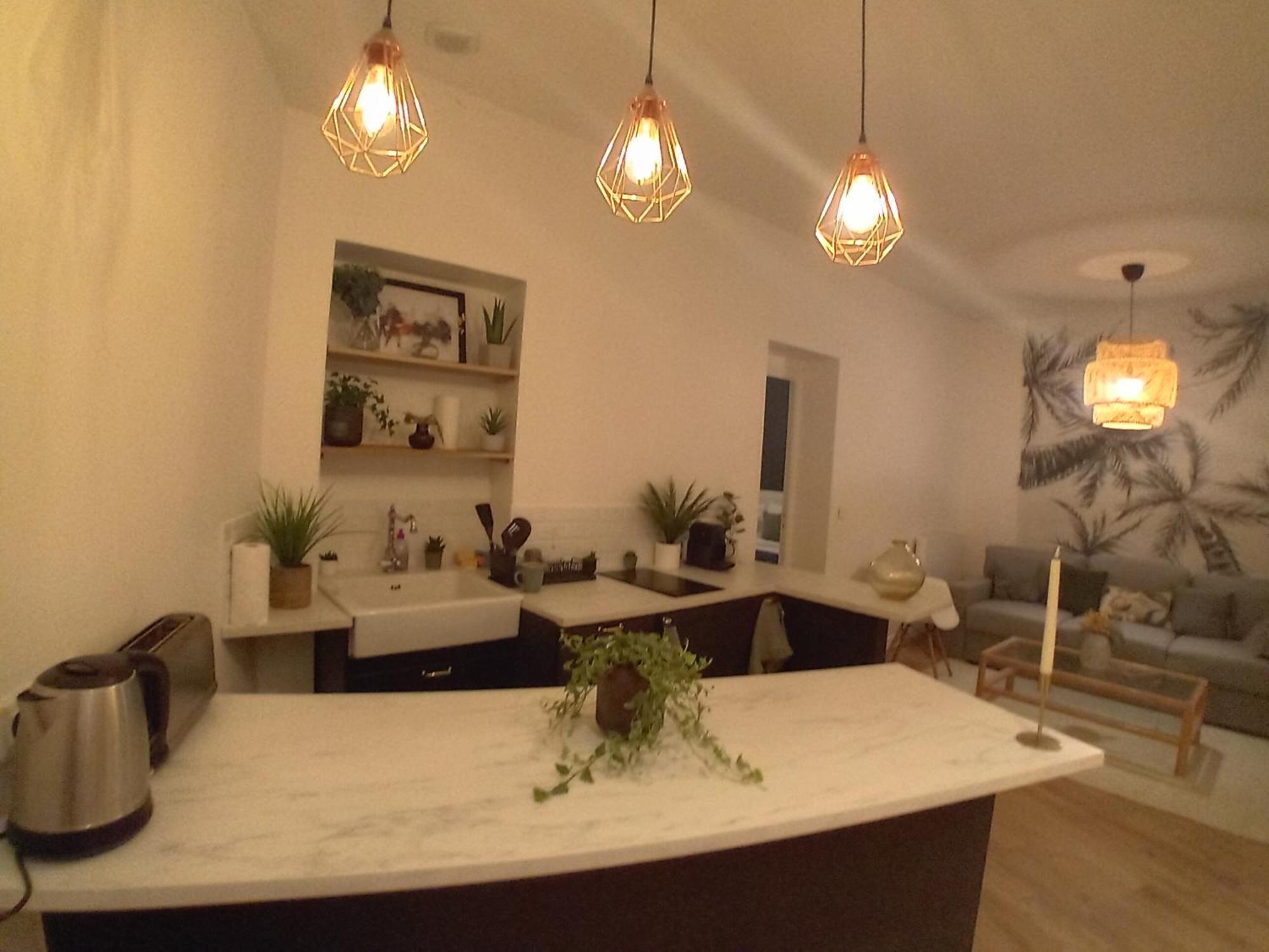 Apartment Center 6eme ,gare Montparnasse 1 Minute,5 Minute Eiffel Tour And Louvre Meusm
