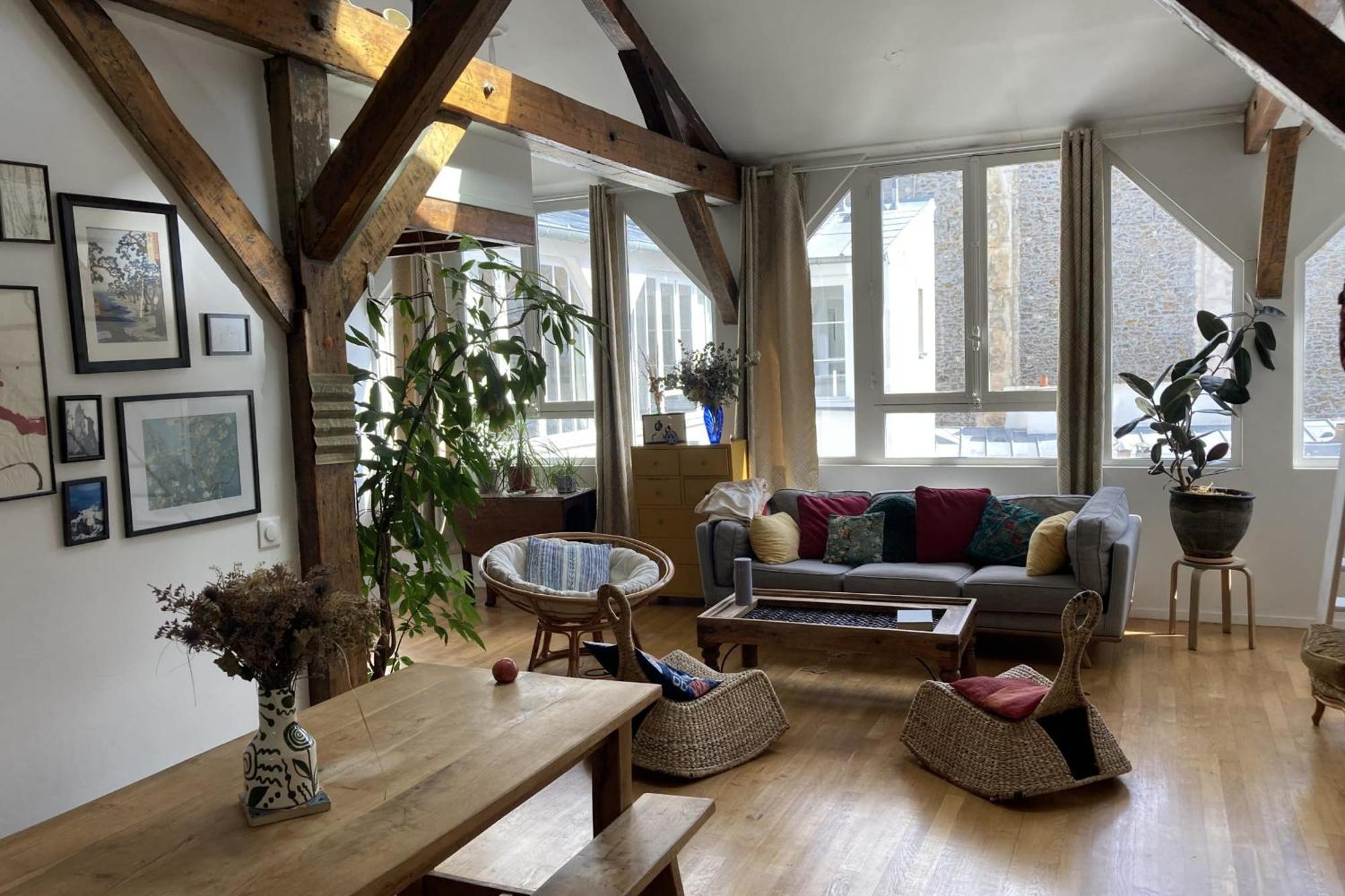 Apartment Former Cabinetmaker's Workshop In