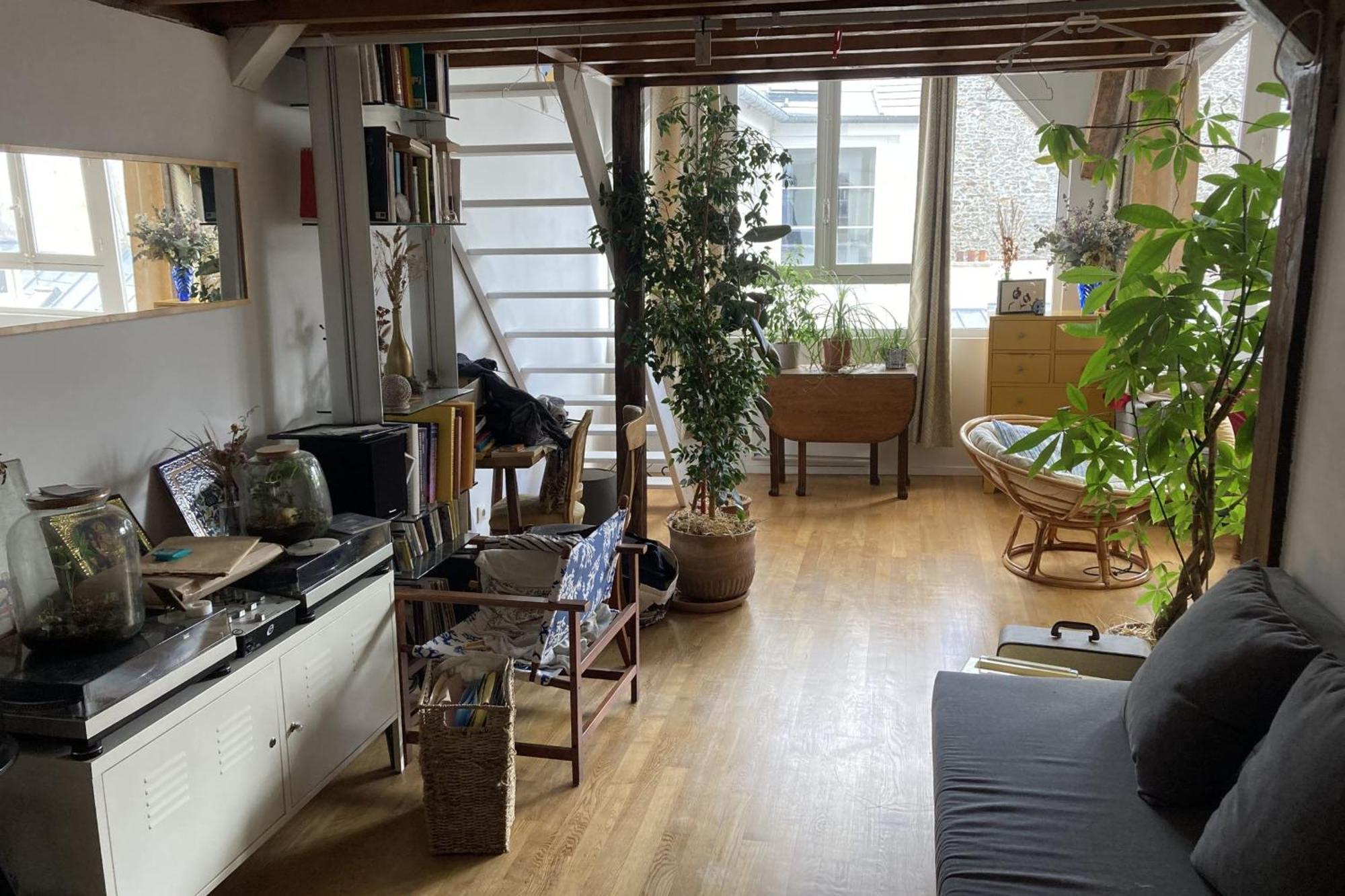 Apartment Former Cabinetmaker's Workshop In