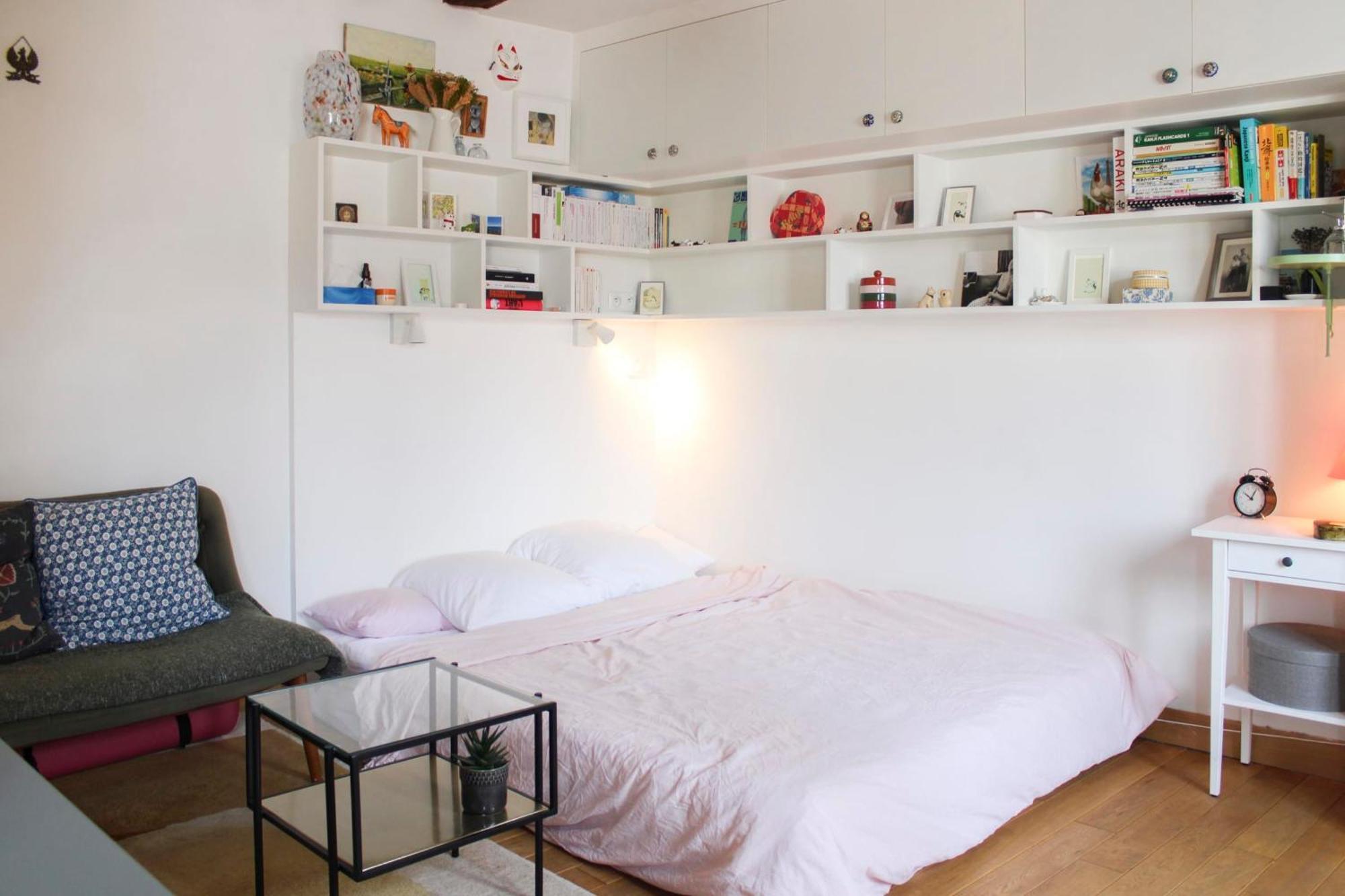 Bright And Quiet 25 M Apartment *