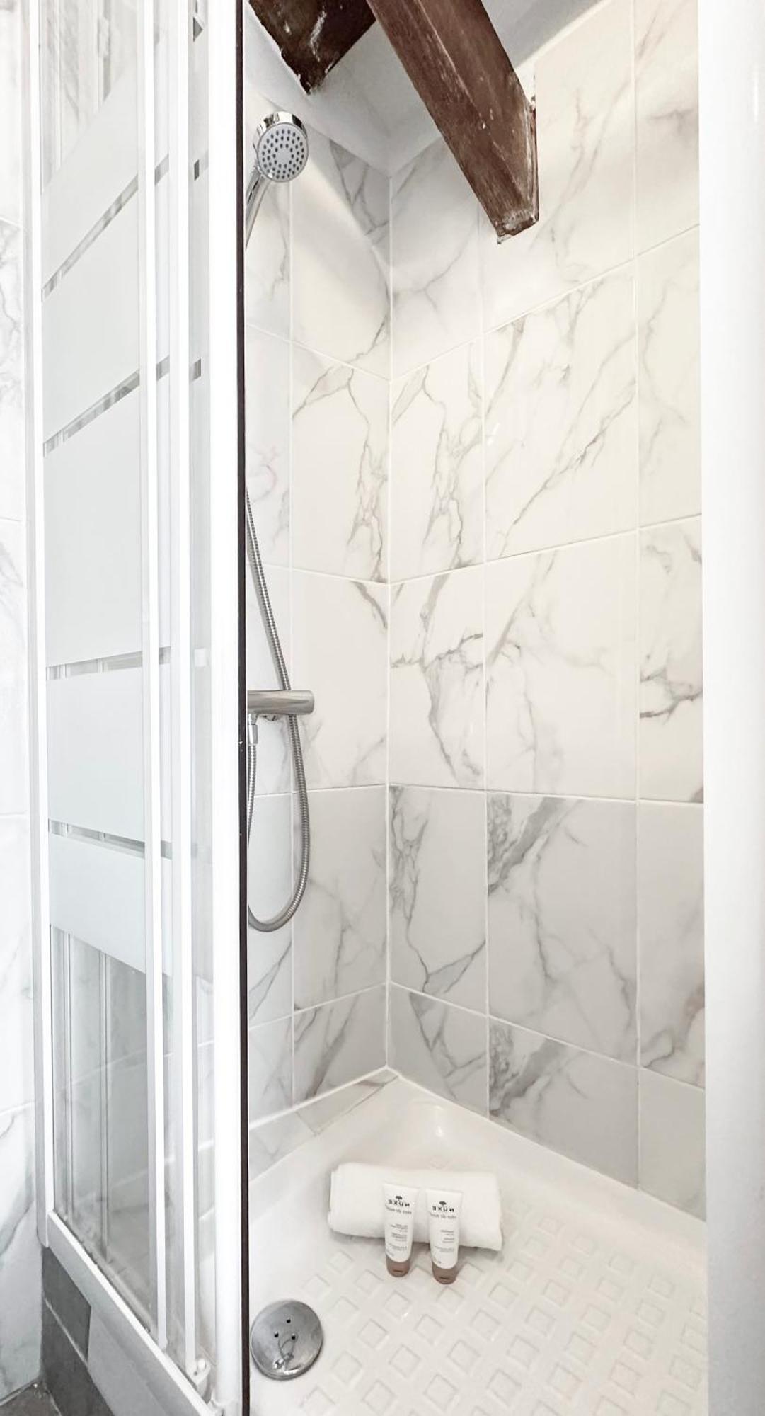 Stylish Duplex In Front Of Buttes-chaumont Apartment Paris