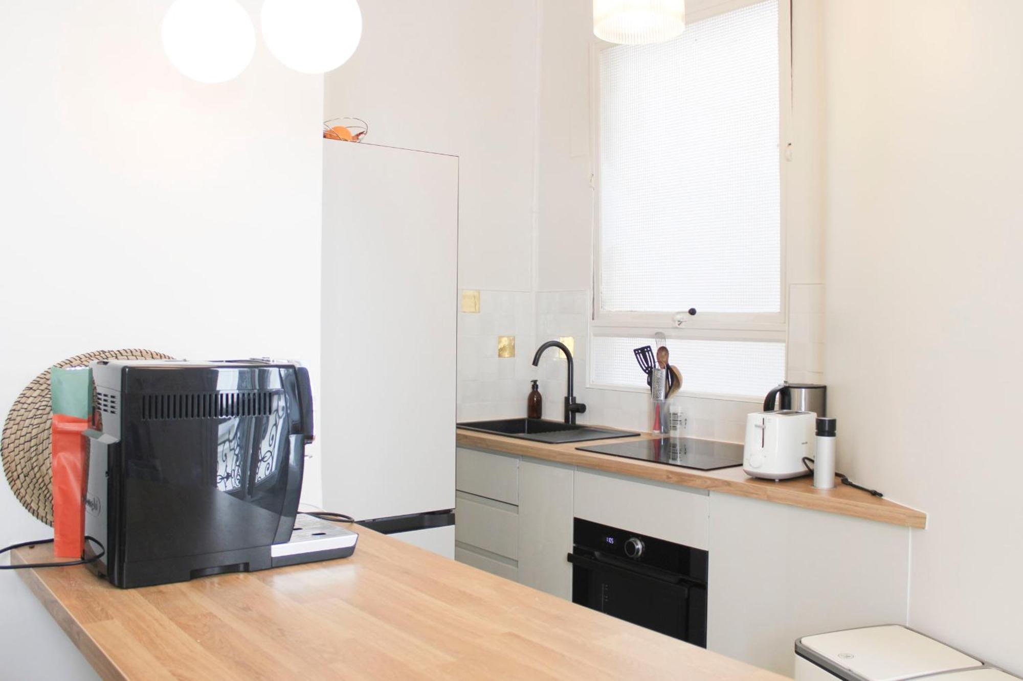 Apartment Bright 35 M Close To The Bastille Paris