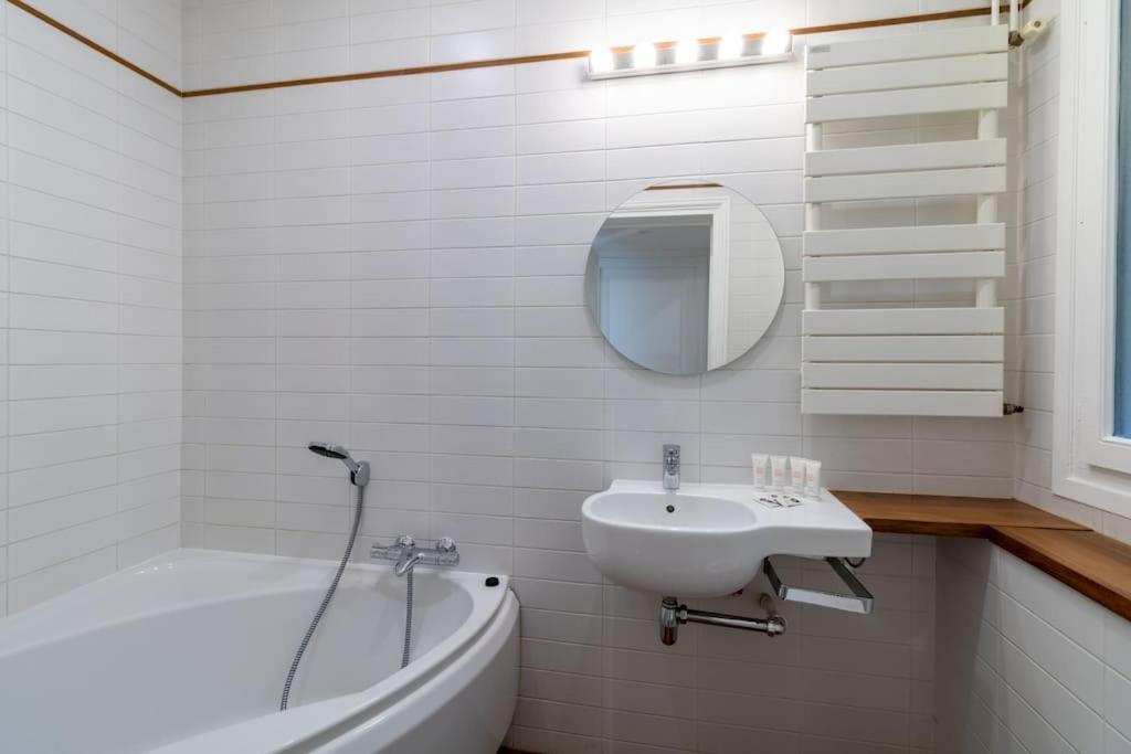 20#appart Hotel#1bedroom#4pers#paris 16#ac Paris