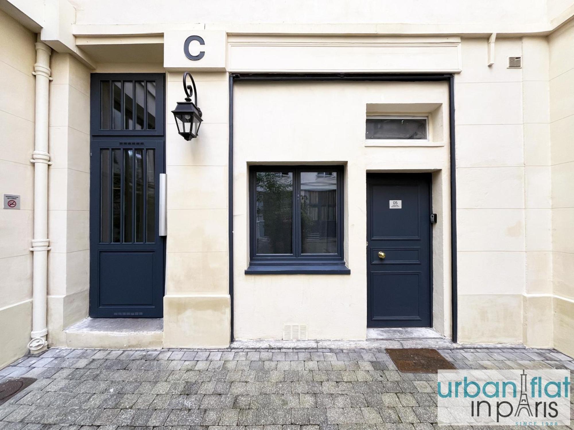 Apartment Urban Flat 05 - Spacious 1 Bedroom Parisian Flat