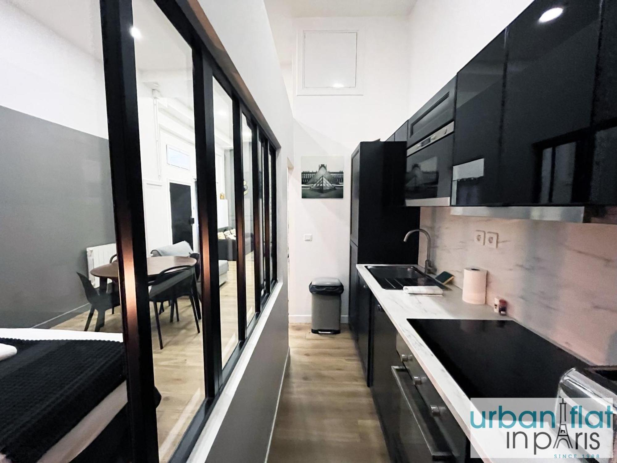 Apartment Urban Flat 05 - Spacious 1 Bedroom Parisian Flat *
