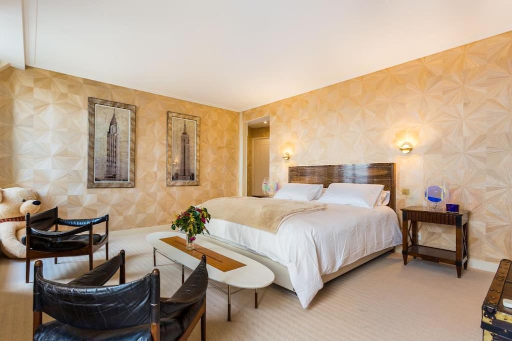 New Rbnb Eiffel Tower Rooftop 360 Terrace View And Parking Appartement Paris