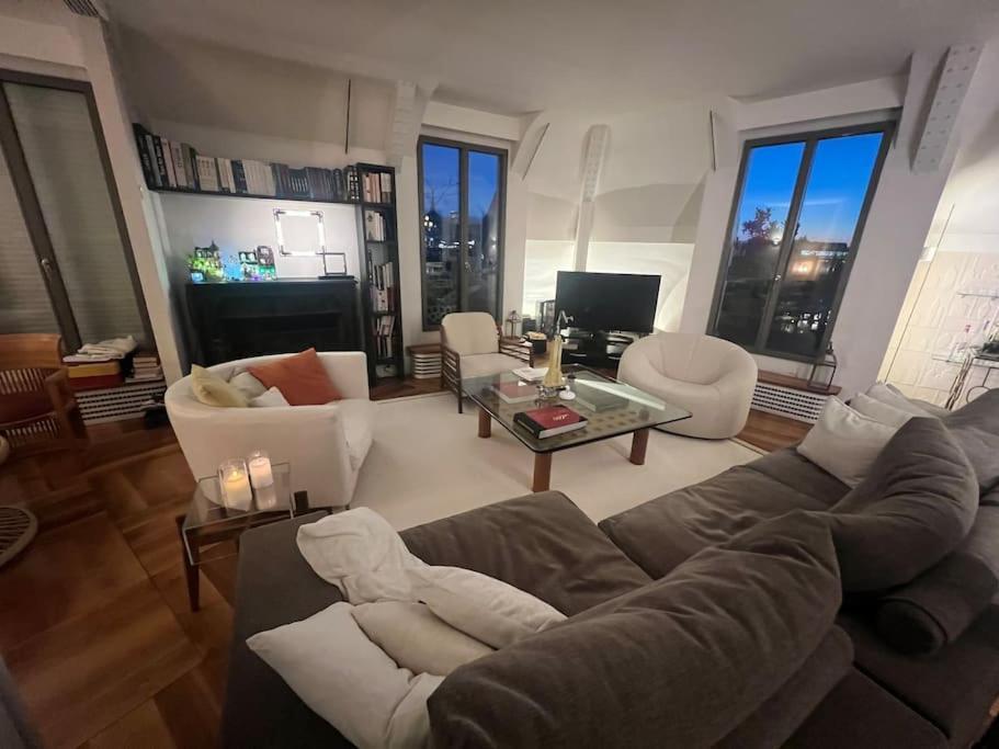 New Rbnb Eiffel Tower Rooftop 360 Terrace View And Parking Paris