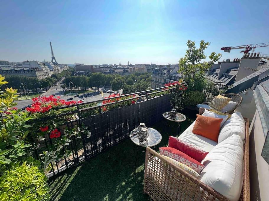 New Rbnb Eiffel Tower Rooftop 360 Terrace View And Parking * Paris