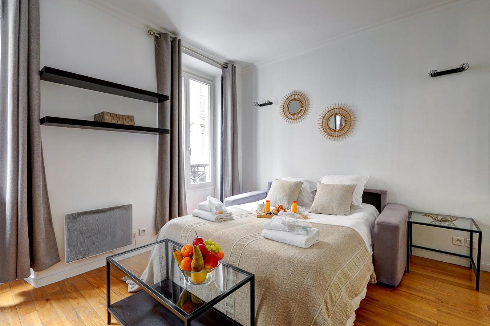 391 Biot 5 - Superbe A * Paris