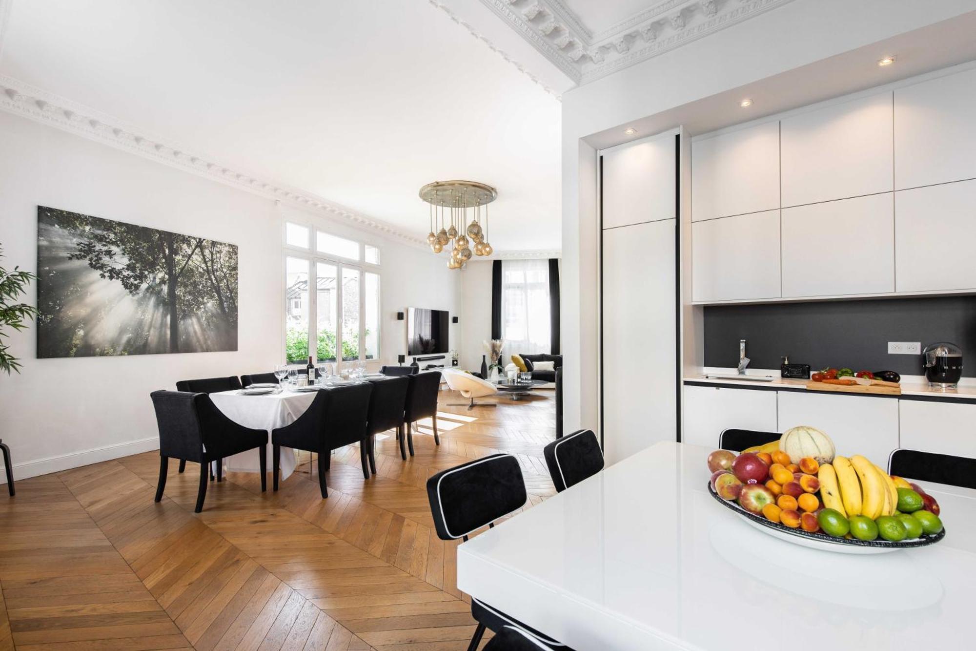 Luxury - 5br-10p - Trocadero Apartment