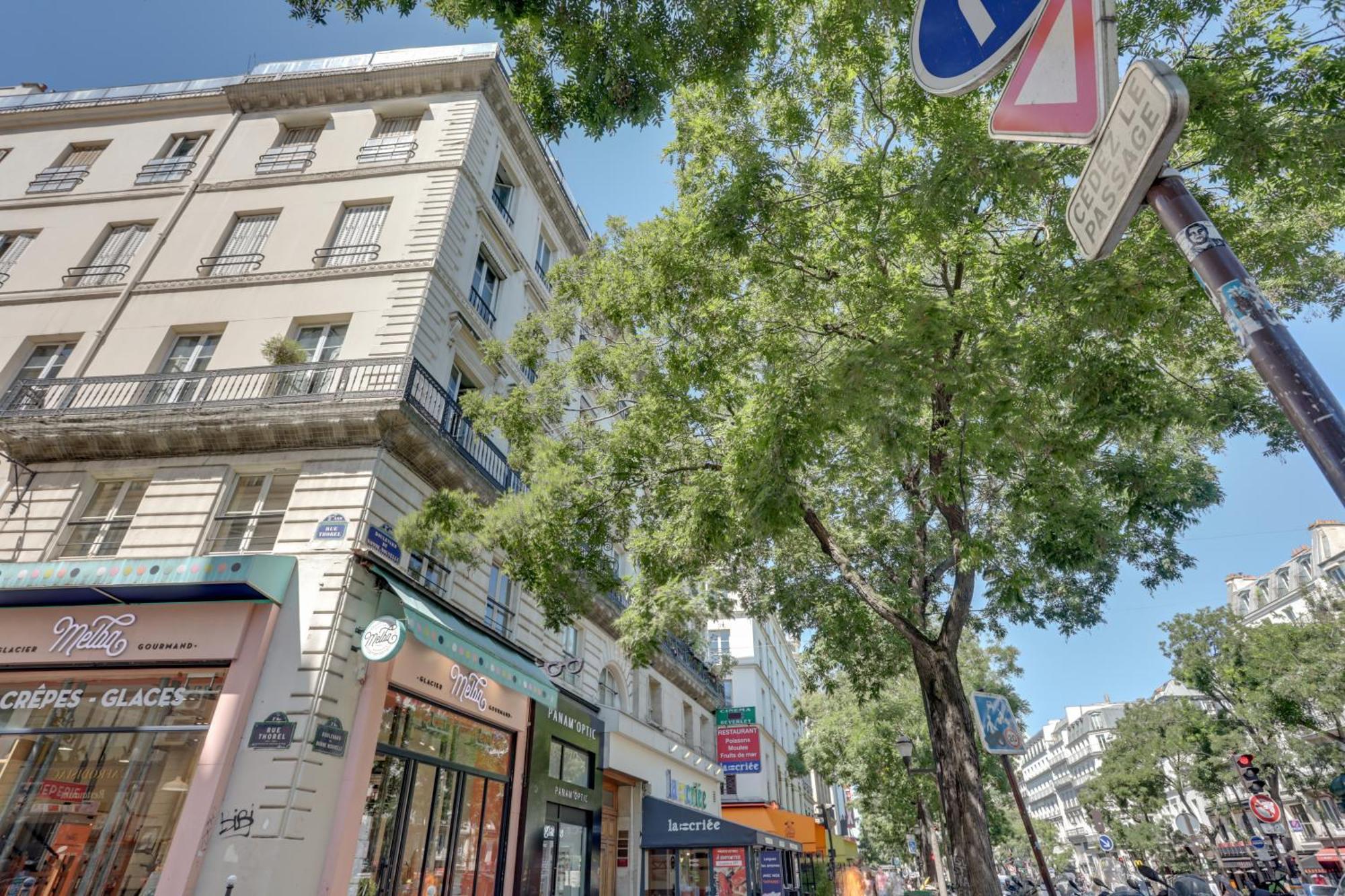 Votre Havre De Paix Au Coeur De By Weekome Apartment