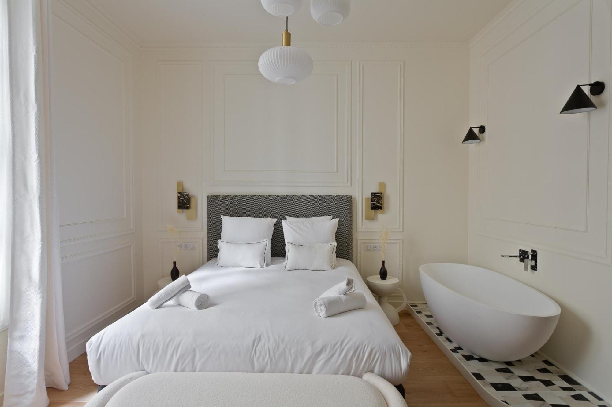 The Classy Parisian Apartment