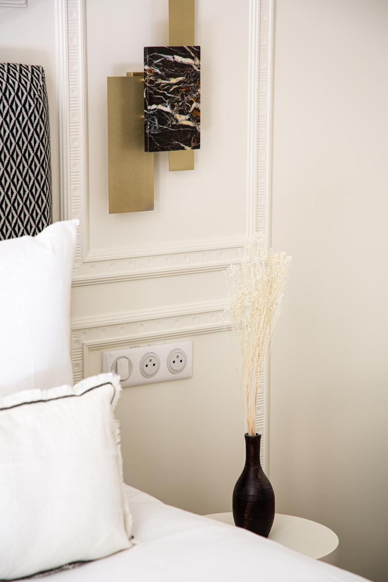 The Classy Parisian Apartment