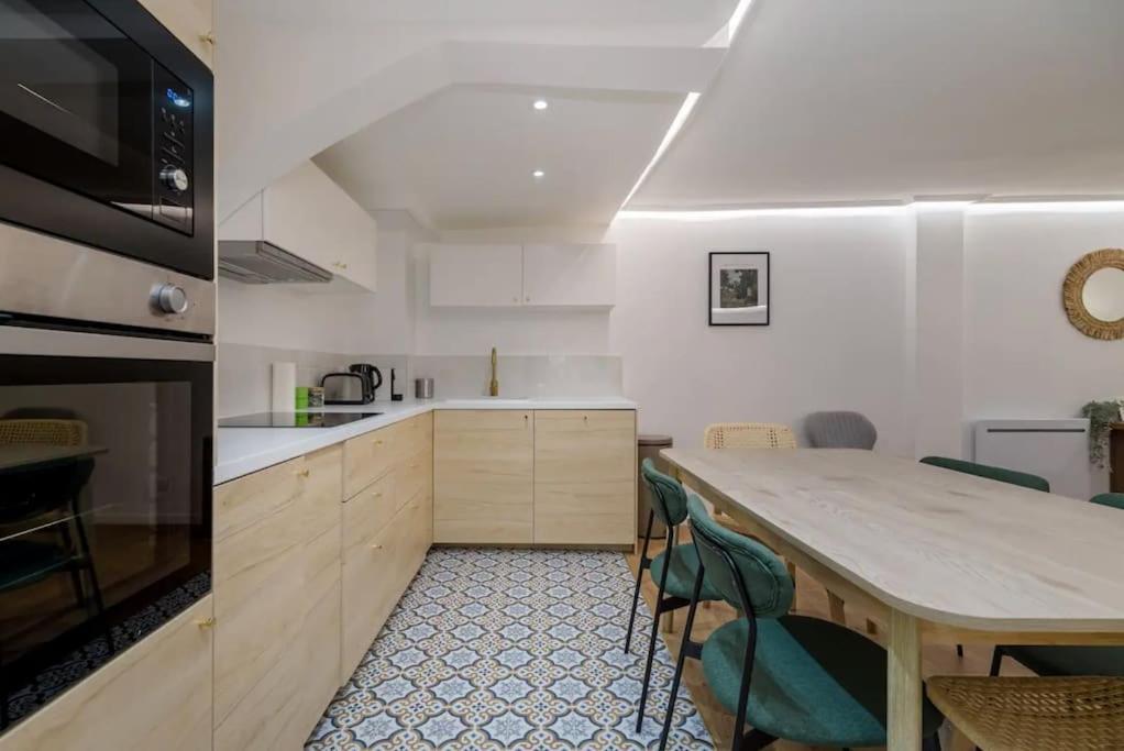Spacious In Opera With 3bdr For 6pax Apartment