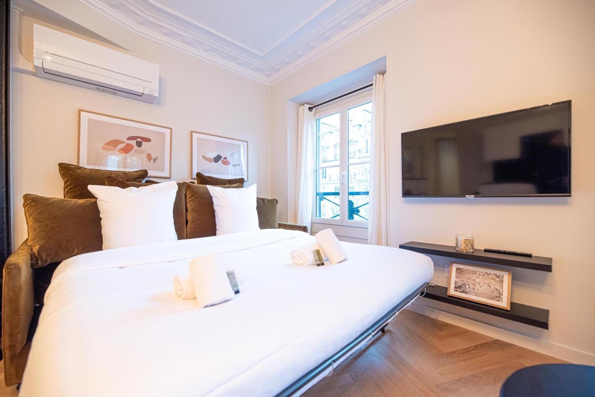 Luxury In Center * Paris