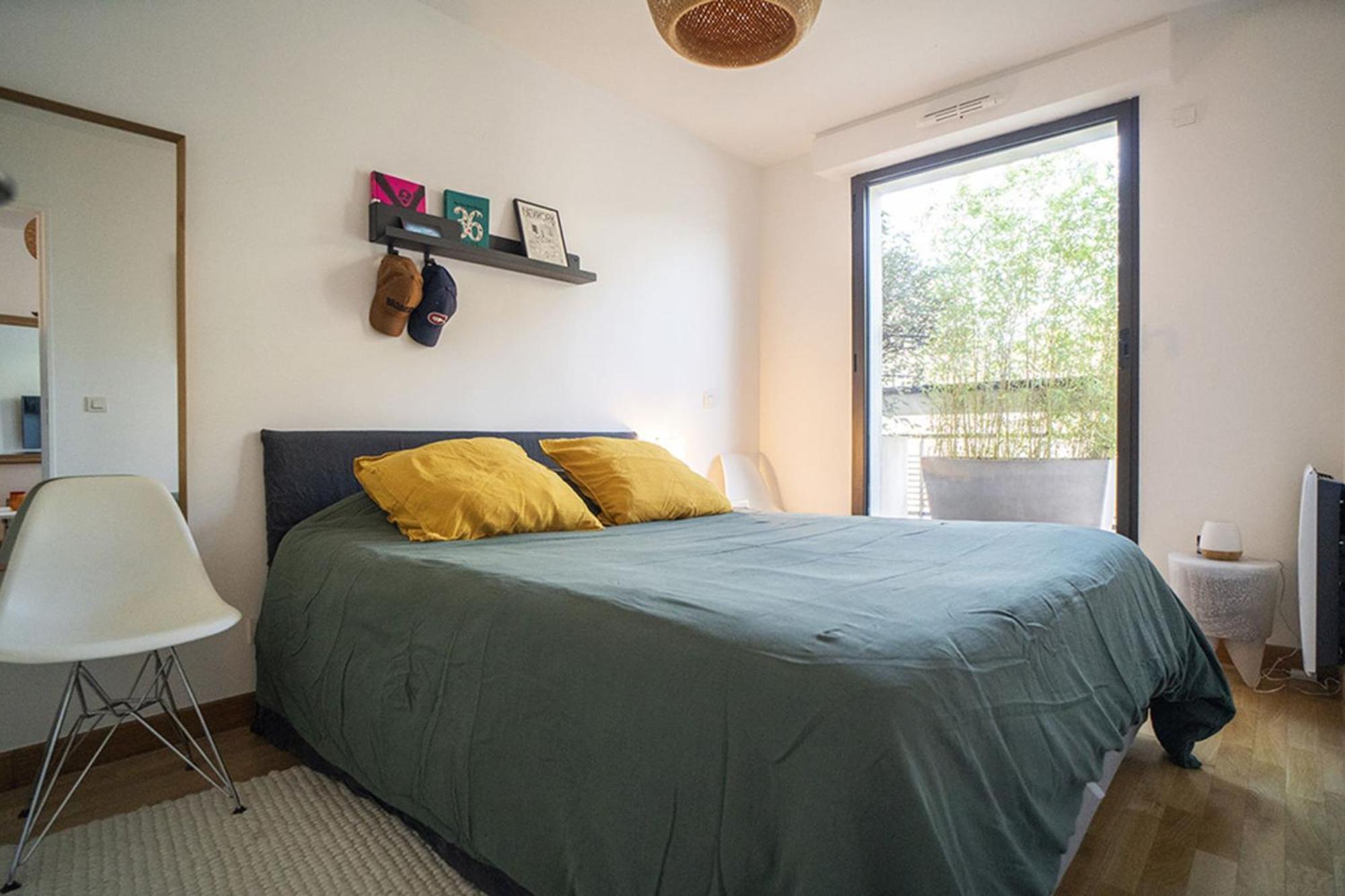 Bright 37m For 2 With Balcony In Paris! * Paris