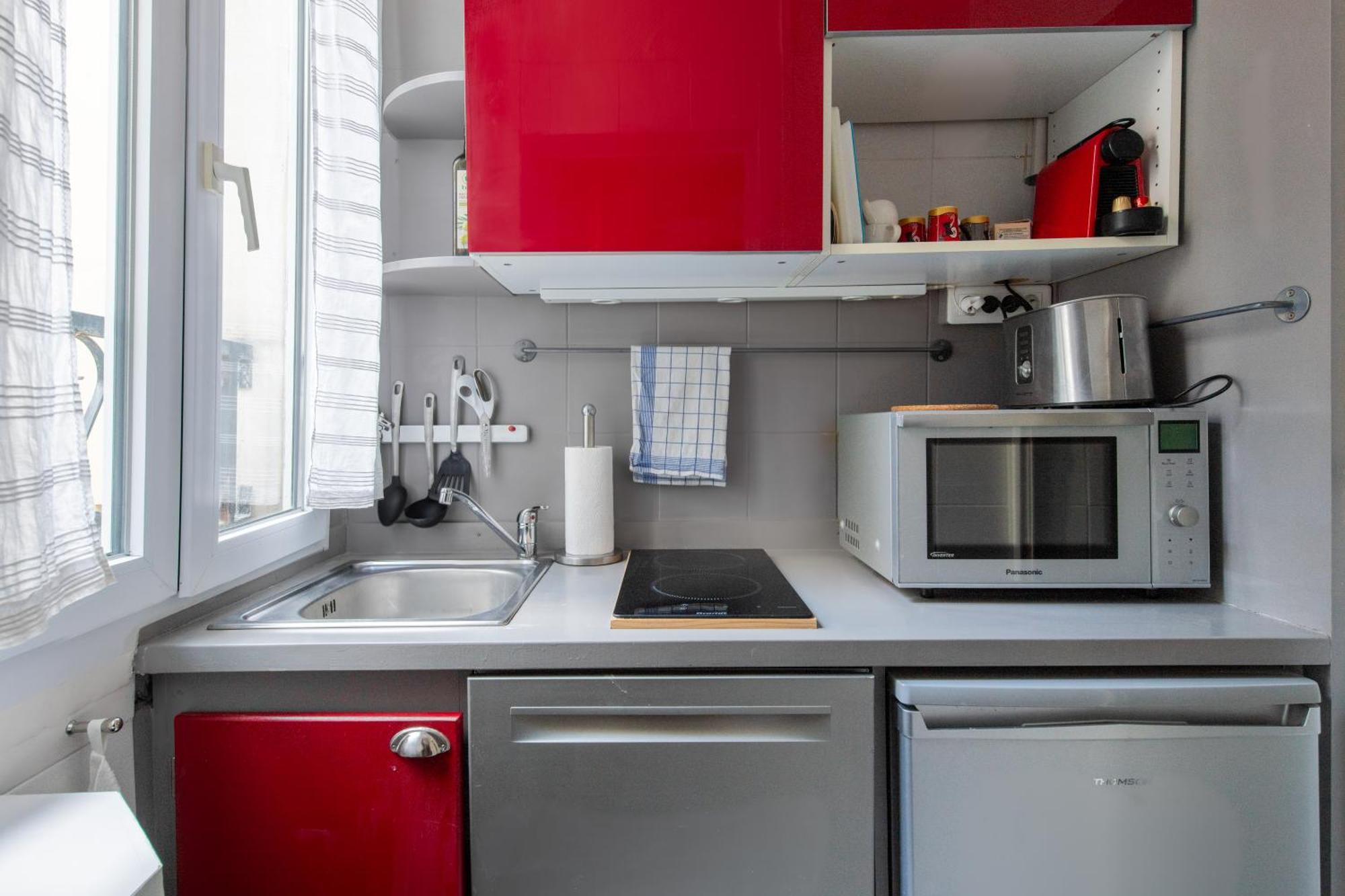 Geranimus Clery: Heart Of Apartamento Paris