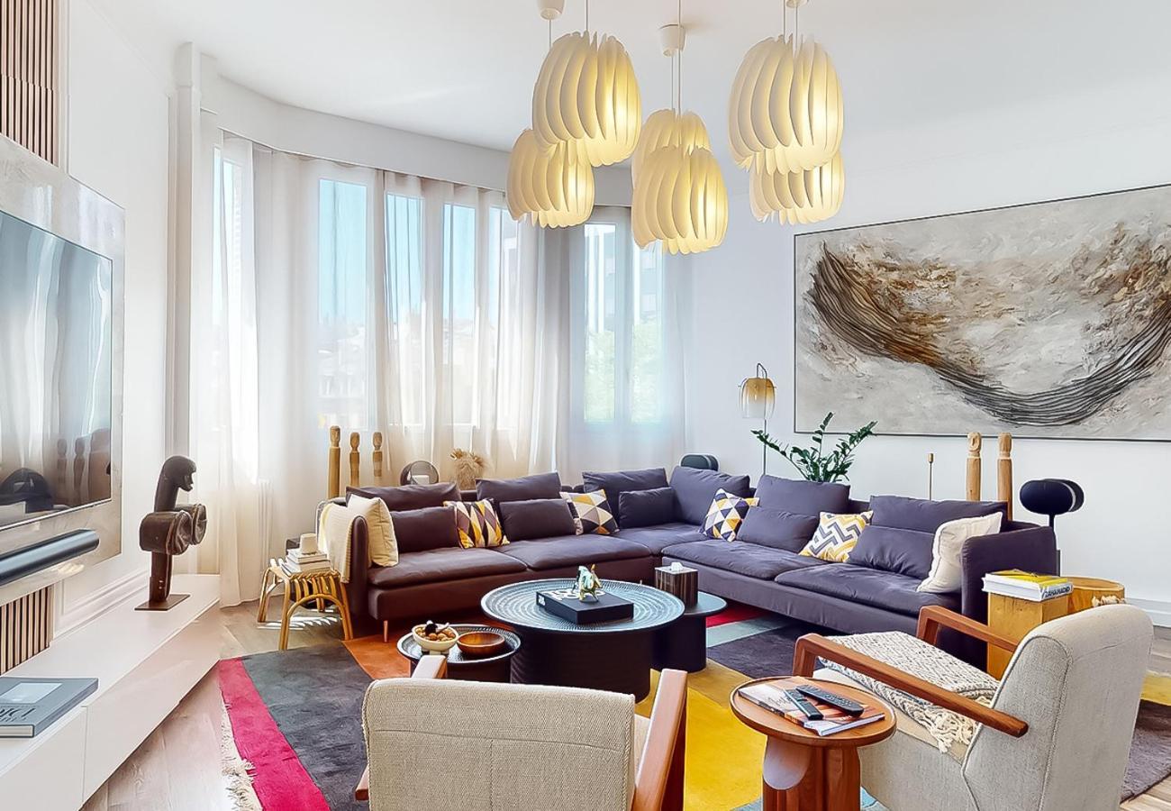 Signature Champs Elysees Apartment *